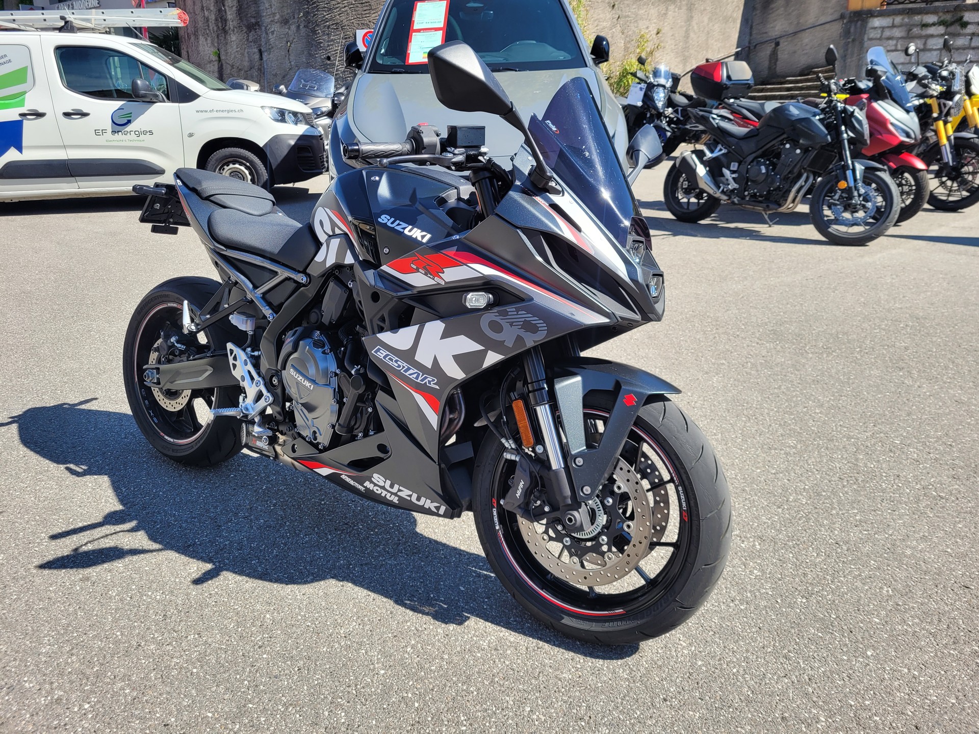 SUZUKI GSX 8 R EVO
