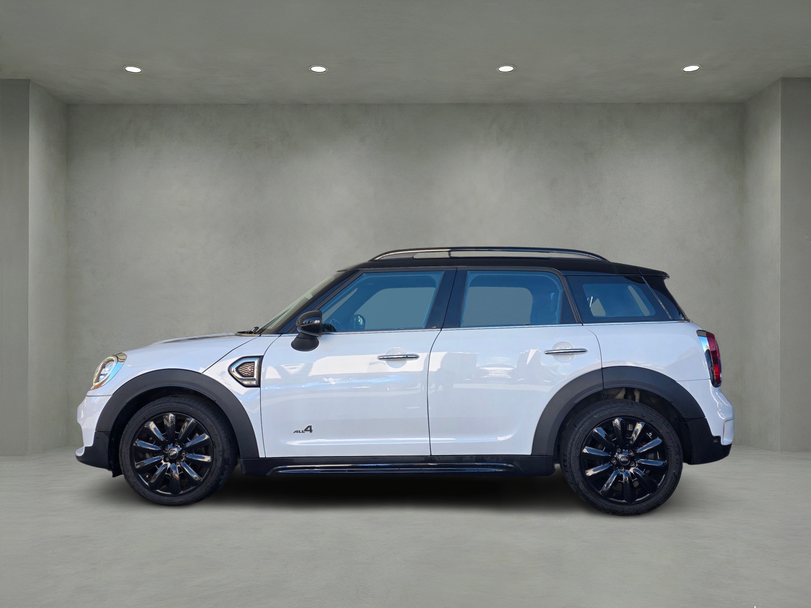 MINI Countryman Cooper S ALL4 Steptronic-showroom-element-2