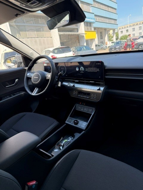 HYUNDAI Kona 65,4 kWh Electric Amplia-image-11
