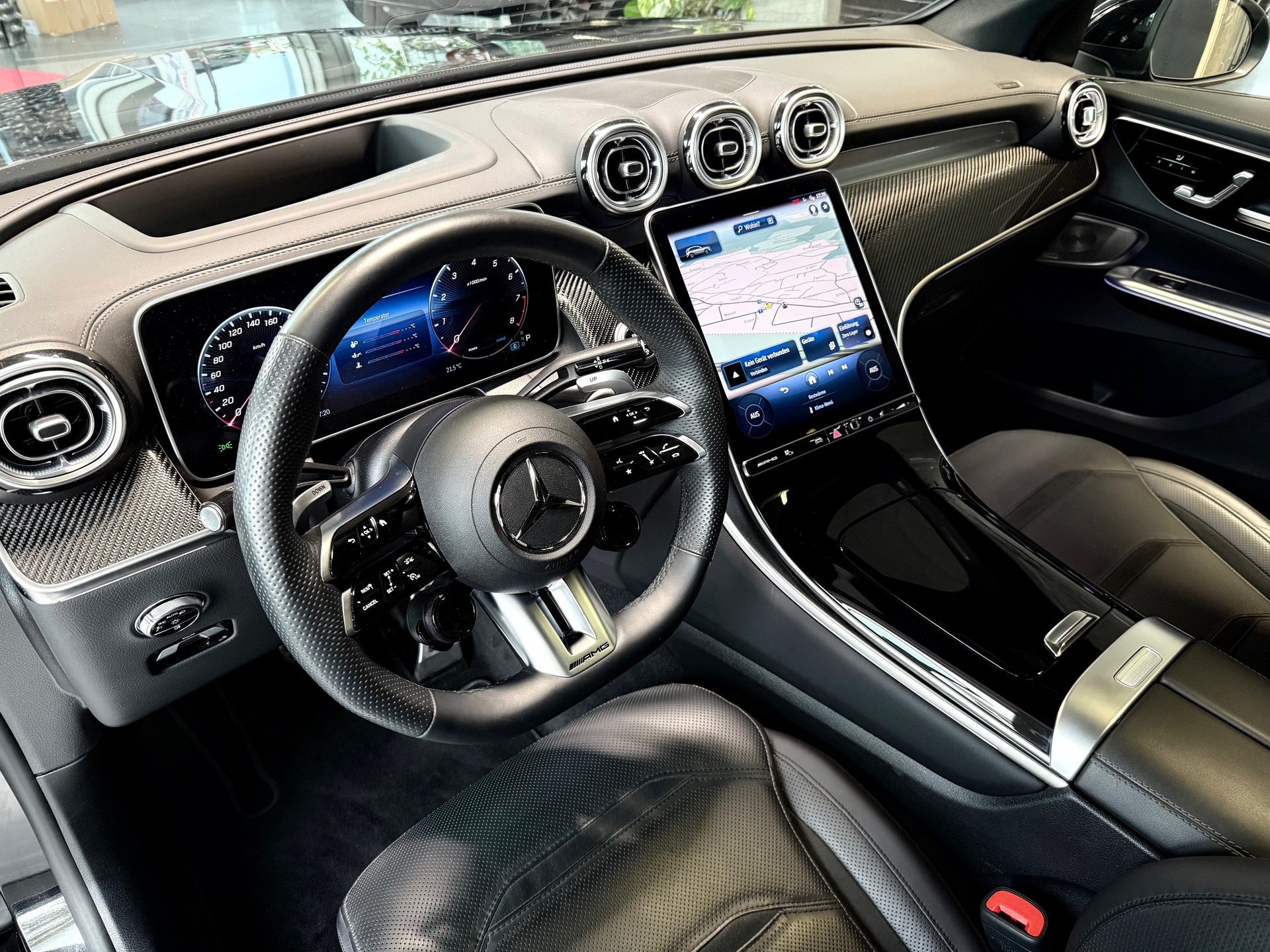 MERCEDES-BENZ GLC 43 AMG Executive Edition 4Matic 9G-Tronic-image-12