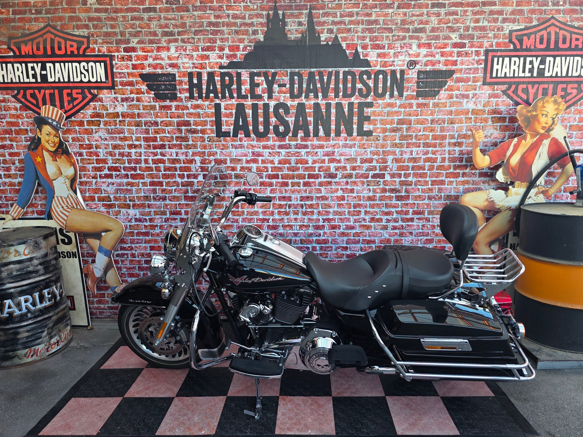 HARLEY-DAVIDSON FLHR Road King ABS-showroom-element-1