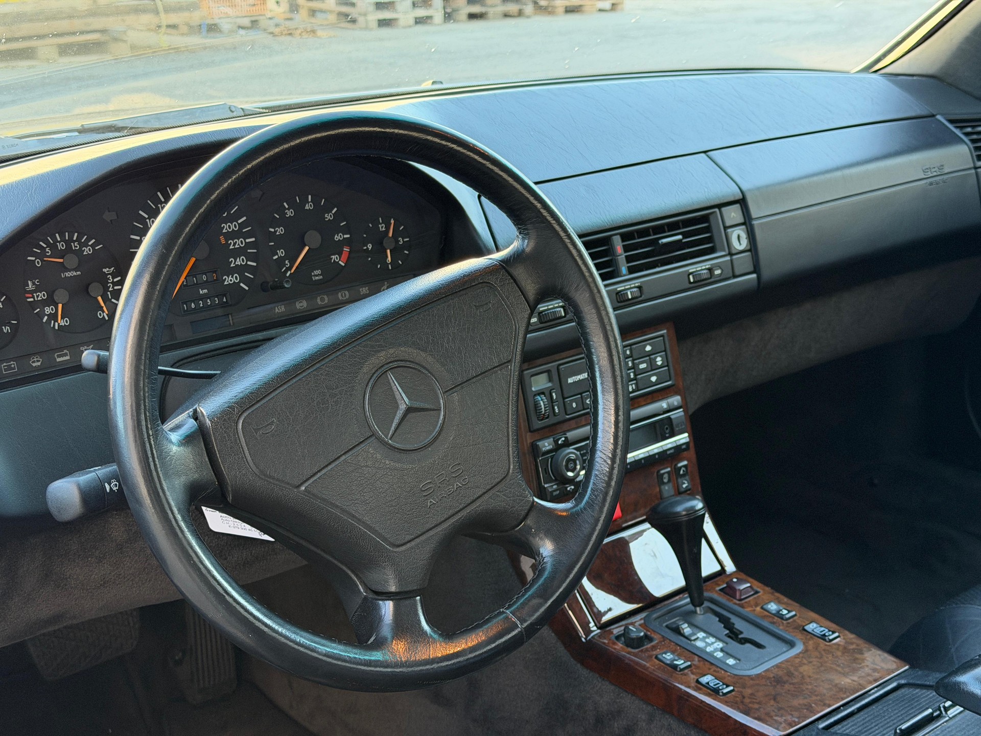 MERCEDES-BENZ SL 320 Automatic-image-6