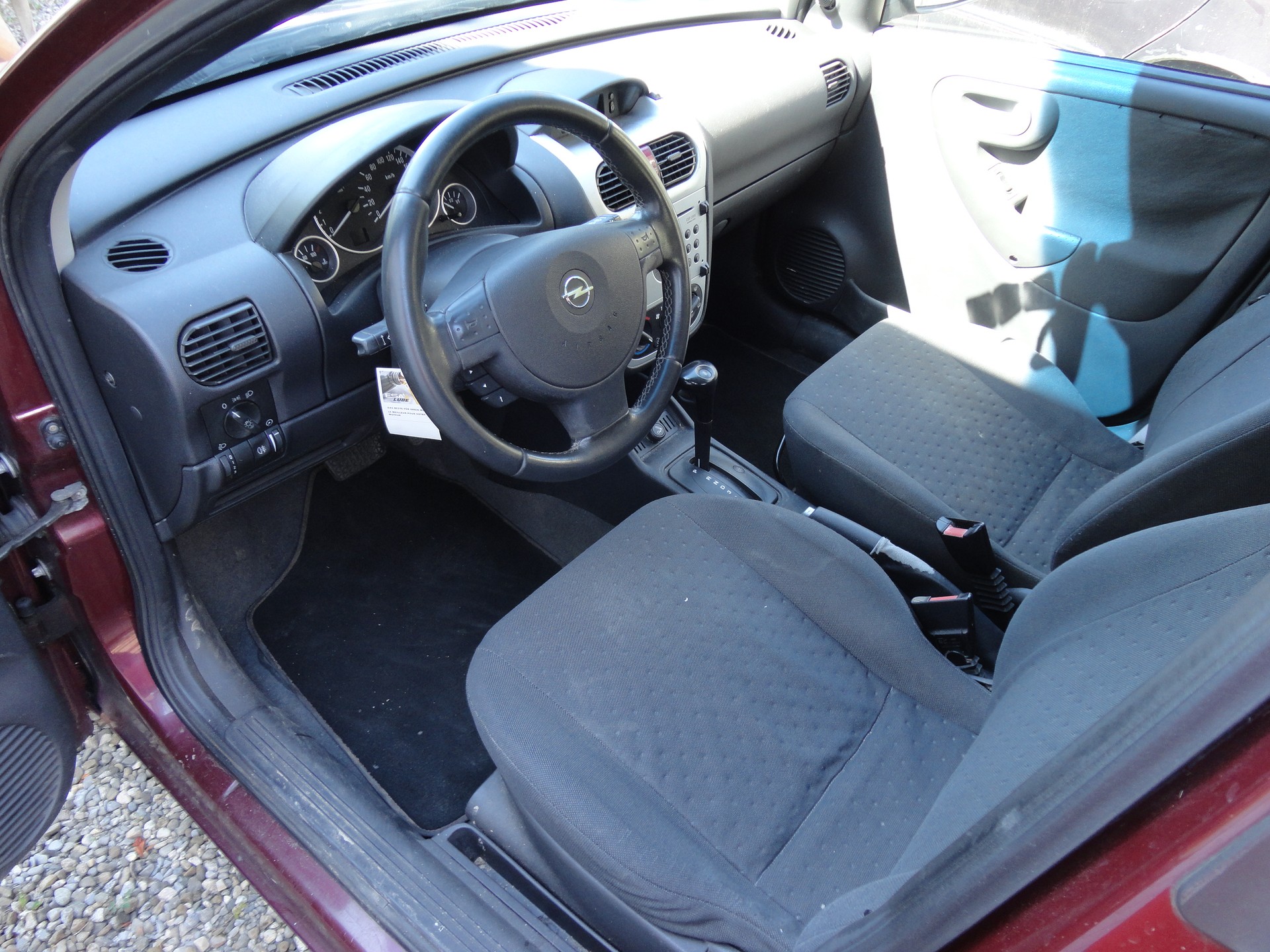OPEL Corsa 1.4 16V Njoy-image-7