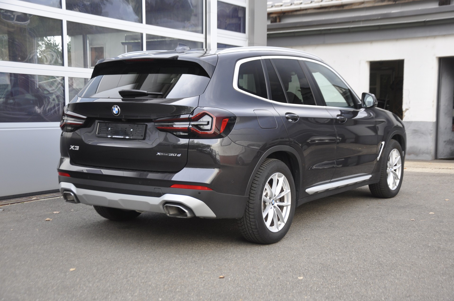 BMW X3 xDrive 48V 30d I Anhängerkupplung-image-2