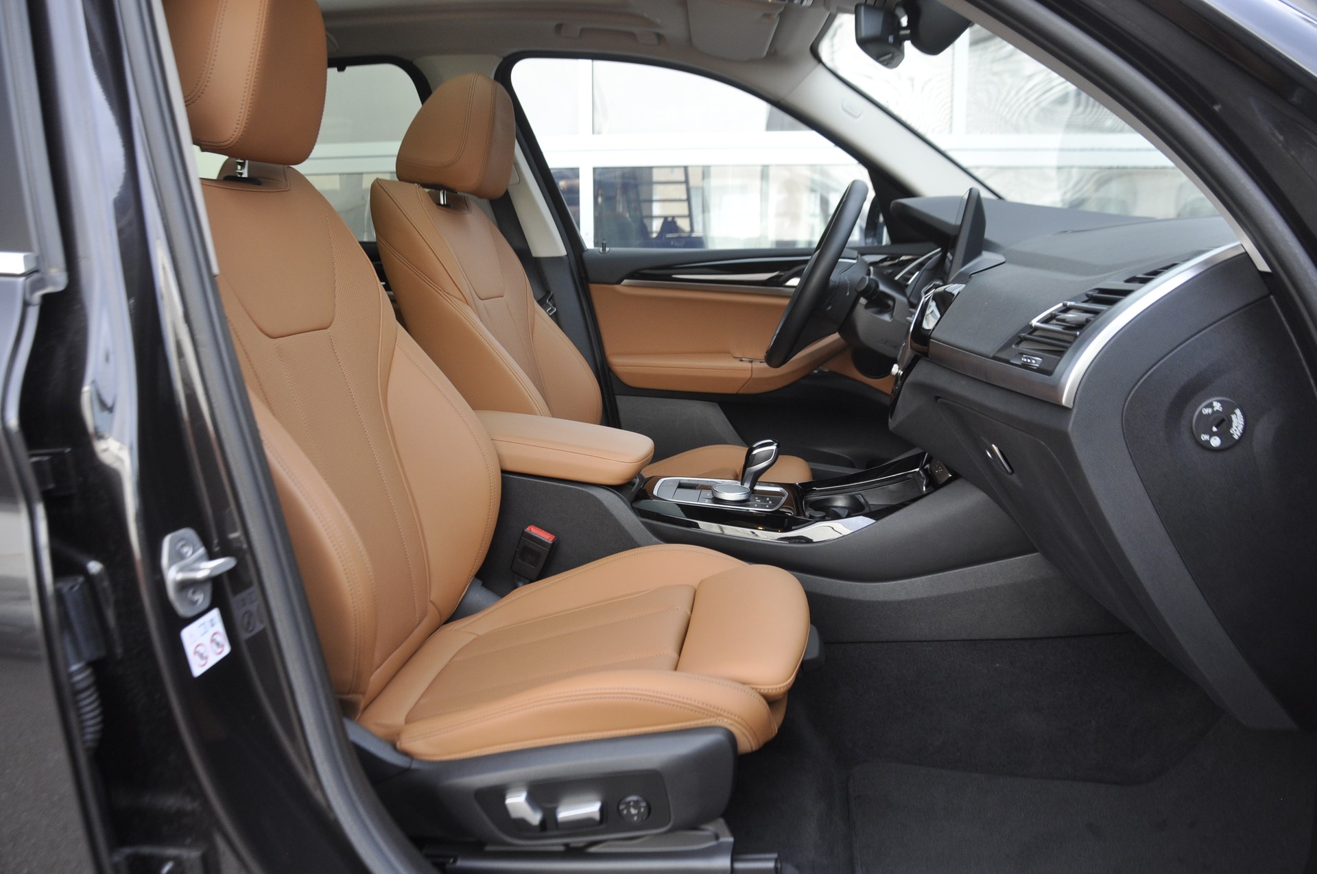 BMW X3 xDrive 48V 30d I Anhängerkupplung-image-6