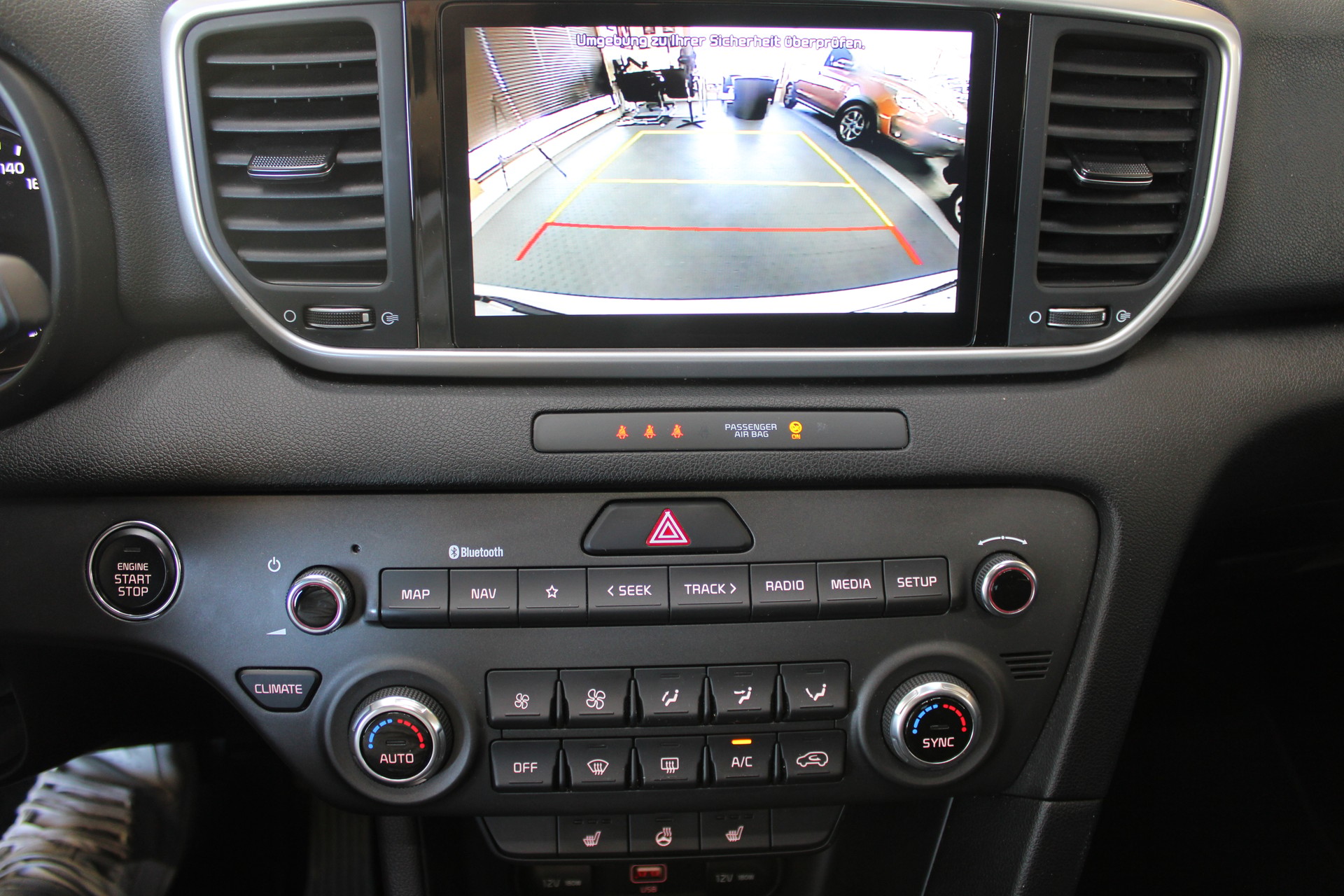 KIA Sportage 1.6CRDi Mild Hybrid Black Edition 4WD DCT-image-10