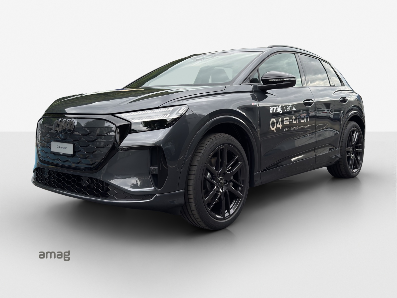 AUDI Q4 e-tron SUV quattro performance