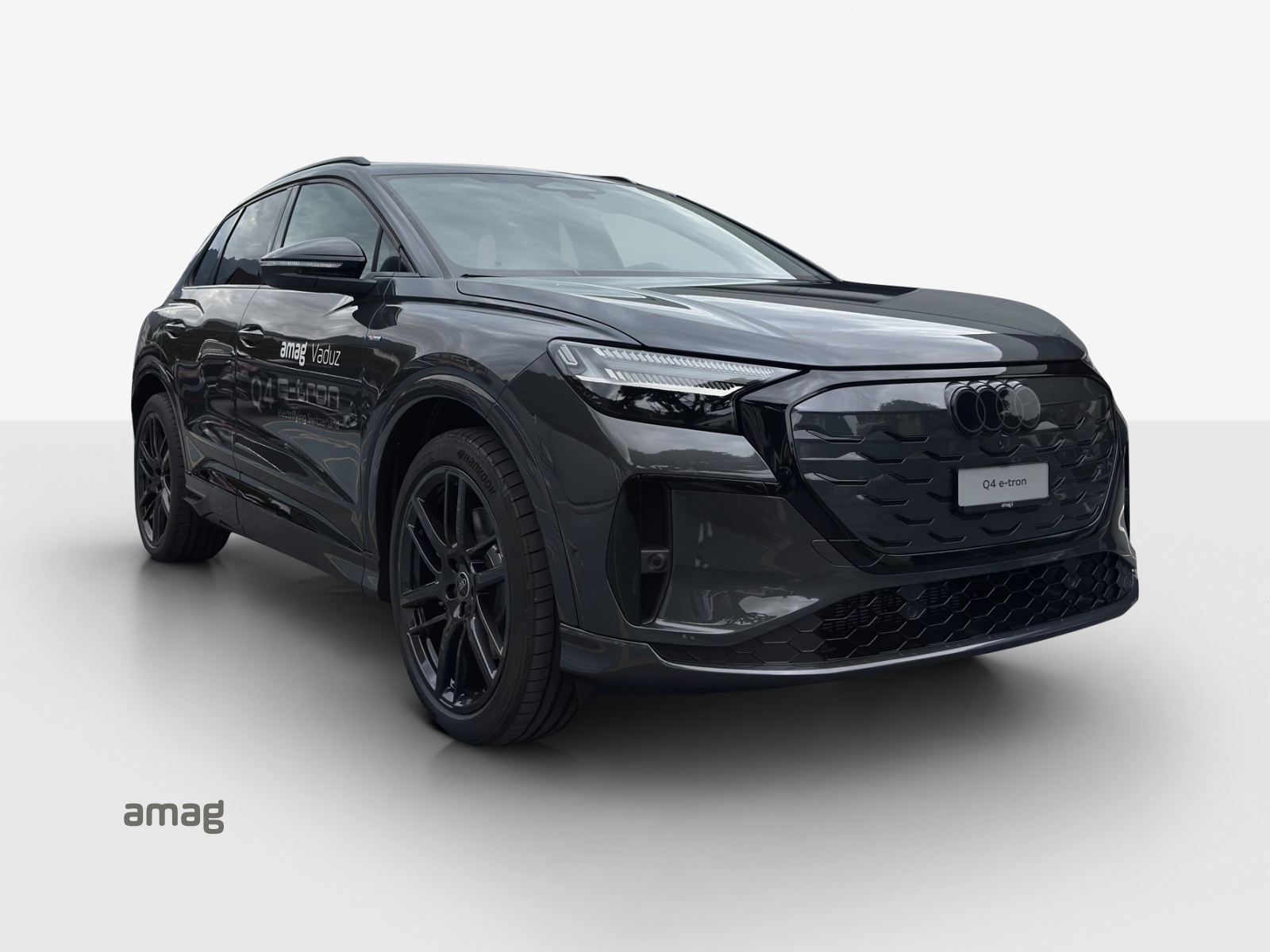 AUDI Q4 e-tron SUV quattro performance-image-5