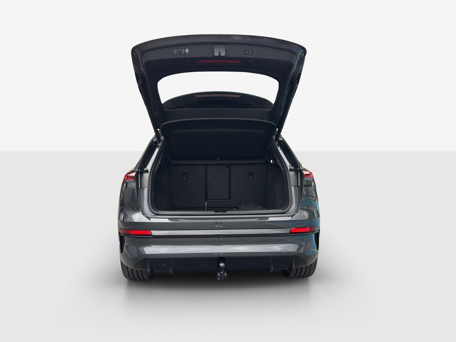 AUDI Q4 e-tron SUV quattro performance-image-12