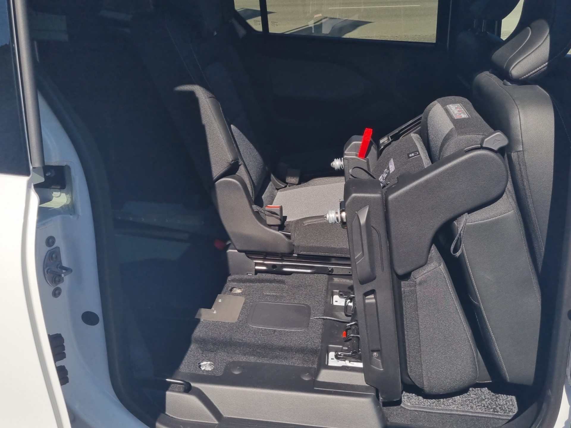 RENAULT Grand Kangoo Kombi 1.3 TCe 130 techno EDC-image-12