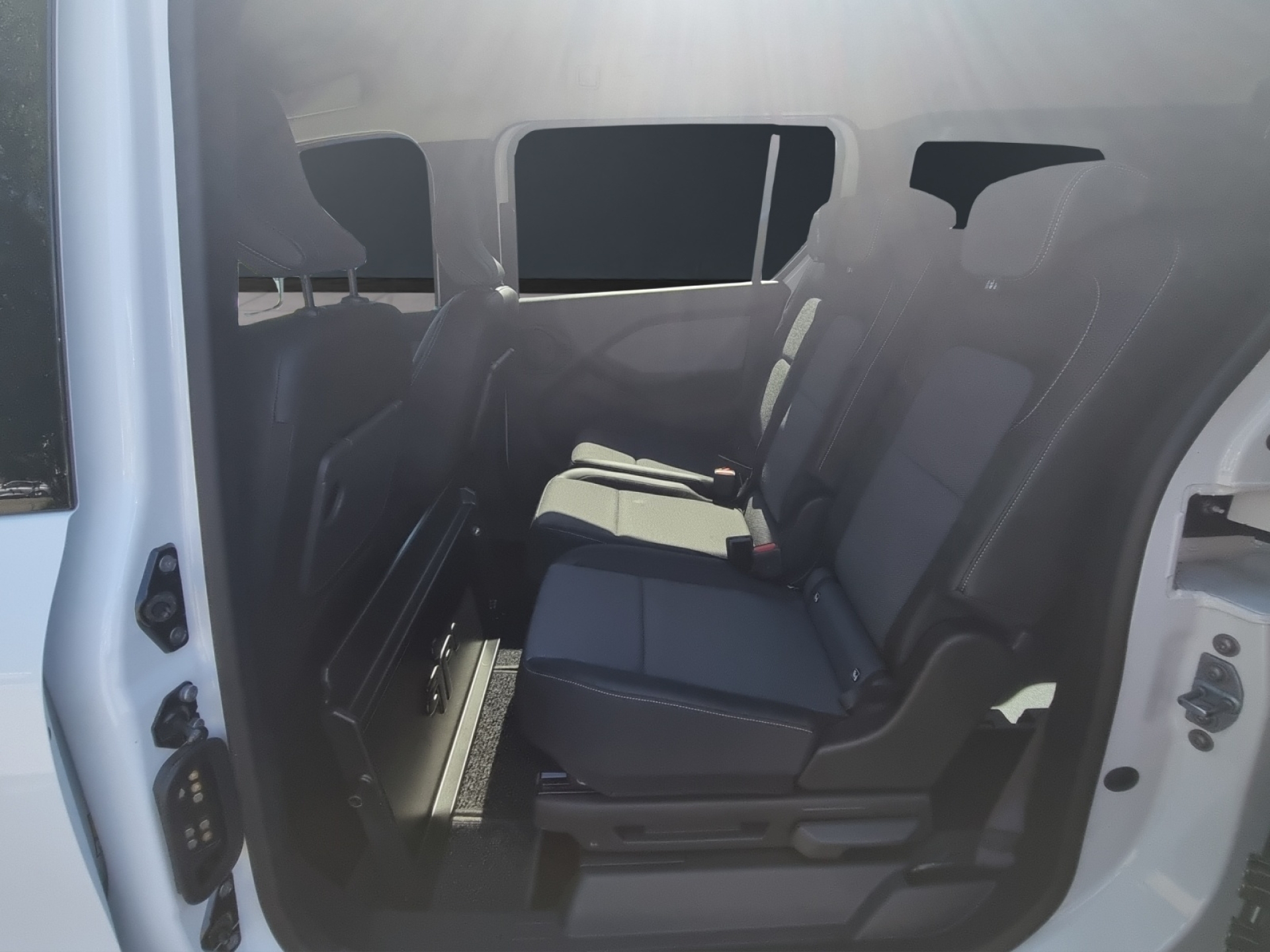 RENAULT Grand Kangoo Kombi 1.3 TCe 130 techno EDC-image-9