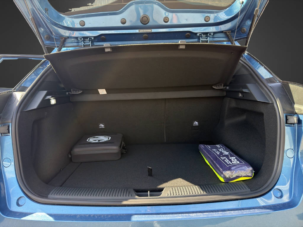 MG 4 64kWh Xpower 4WD-image-9