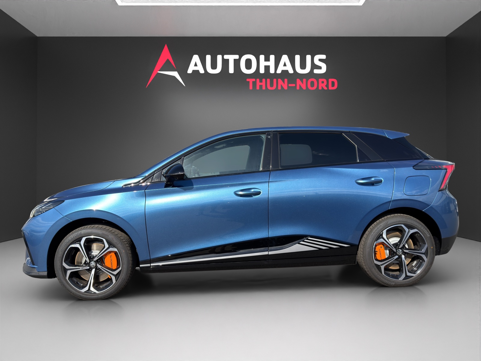 MG 4 64kWh Xpower 4WD-image-1