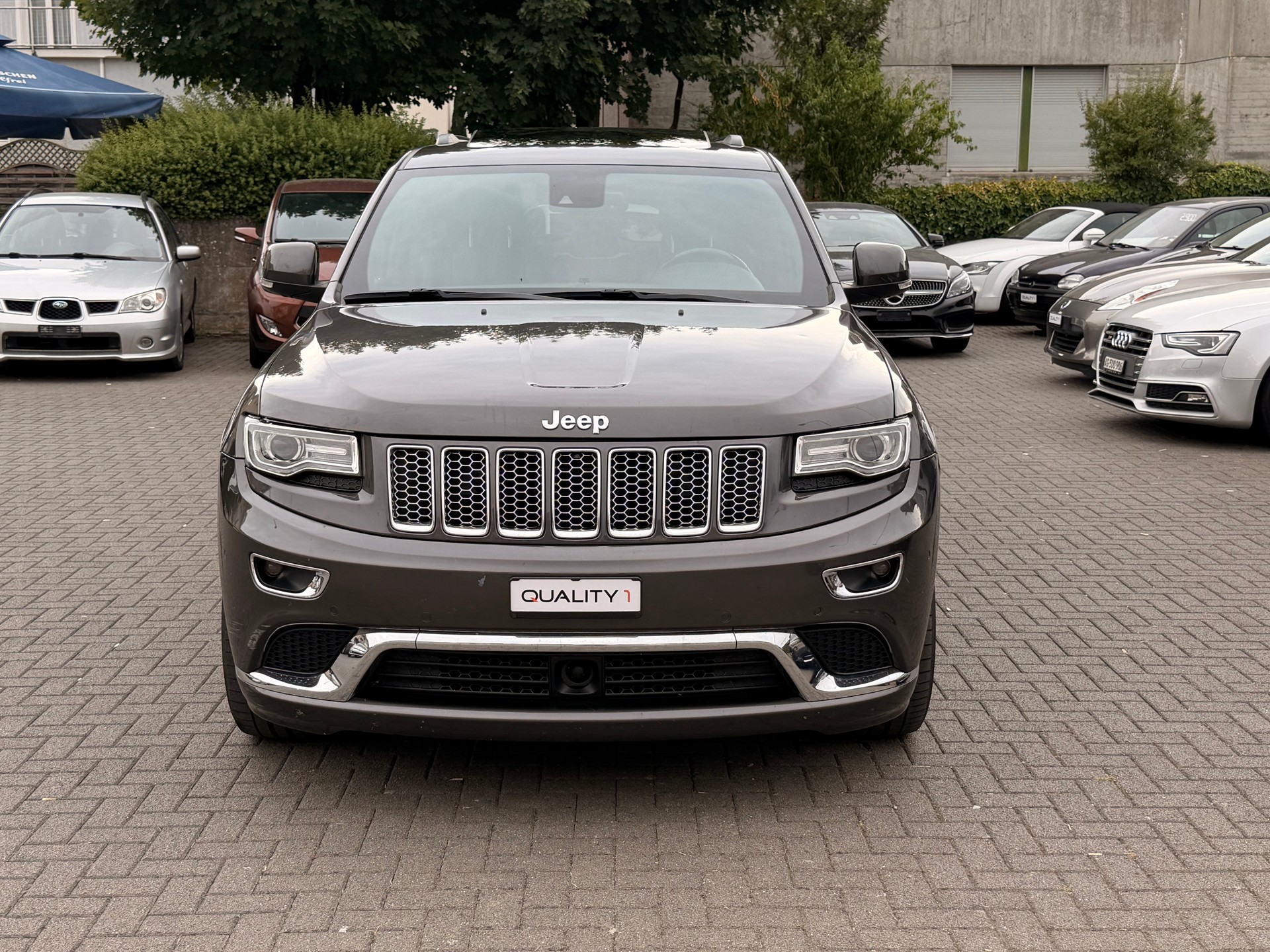 JEEP Grand Cherokee 3.0 CRD Summit Automatic-image-1