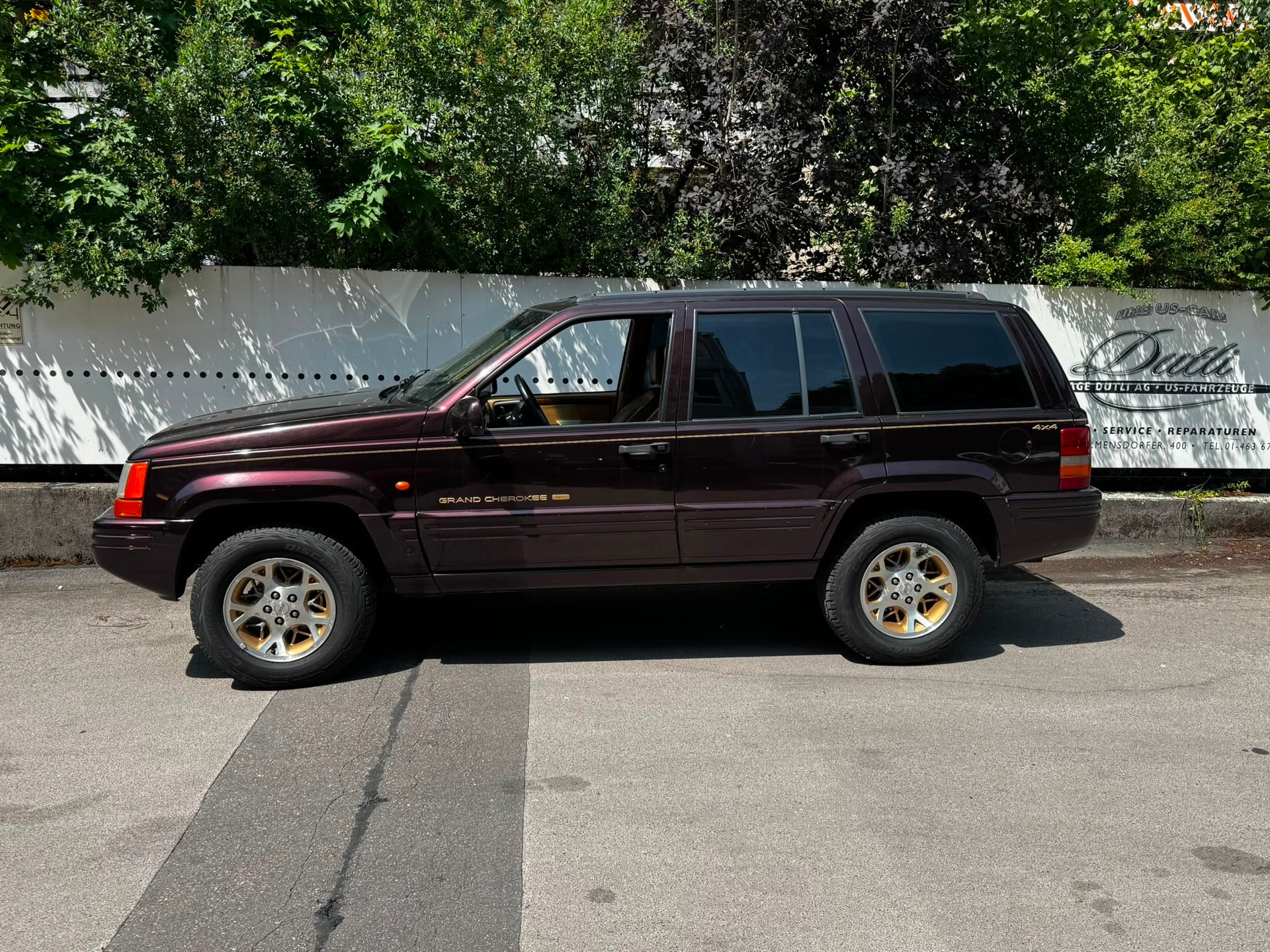 JEEP Grand Cherokee 5.2 Limited Automatic-image-2