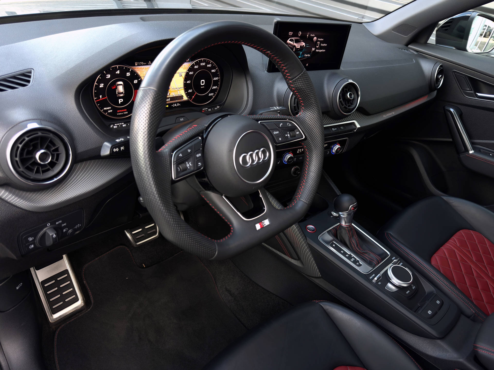 AUDI SQ2 2.0 TFSI quattro S-Tronic-image-8