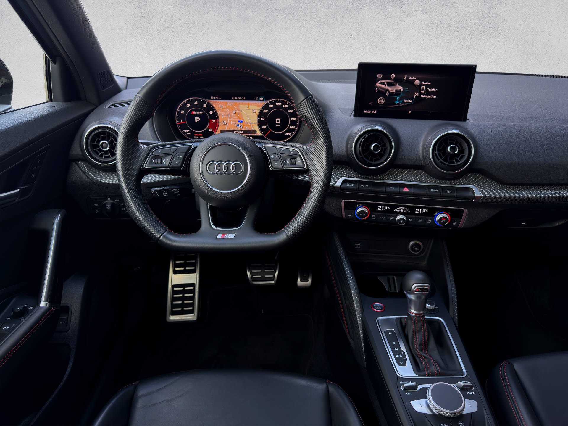 AUDI SQ2 2.0 TFSI quattro S-Tronic-image-6