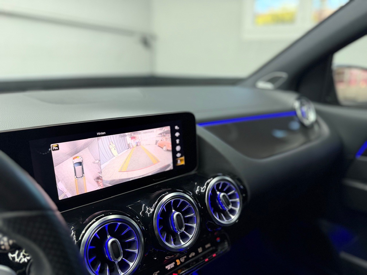 MERCEDES-BENZ B 250 4Matic AMG Line | Burmester | 360° Kamera | Full Assistenten-image-21