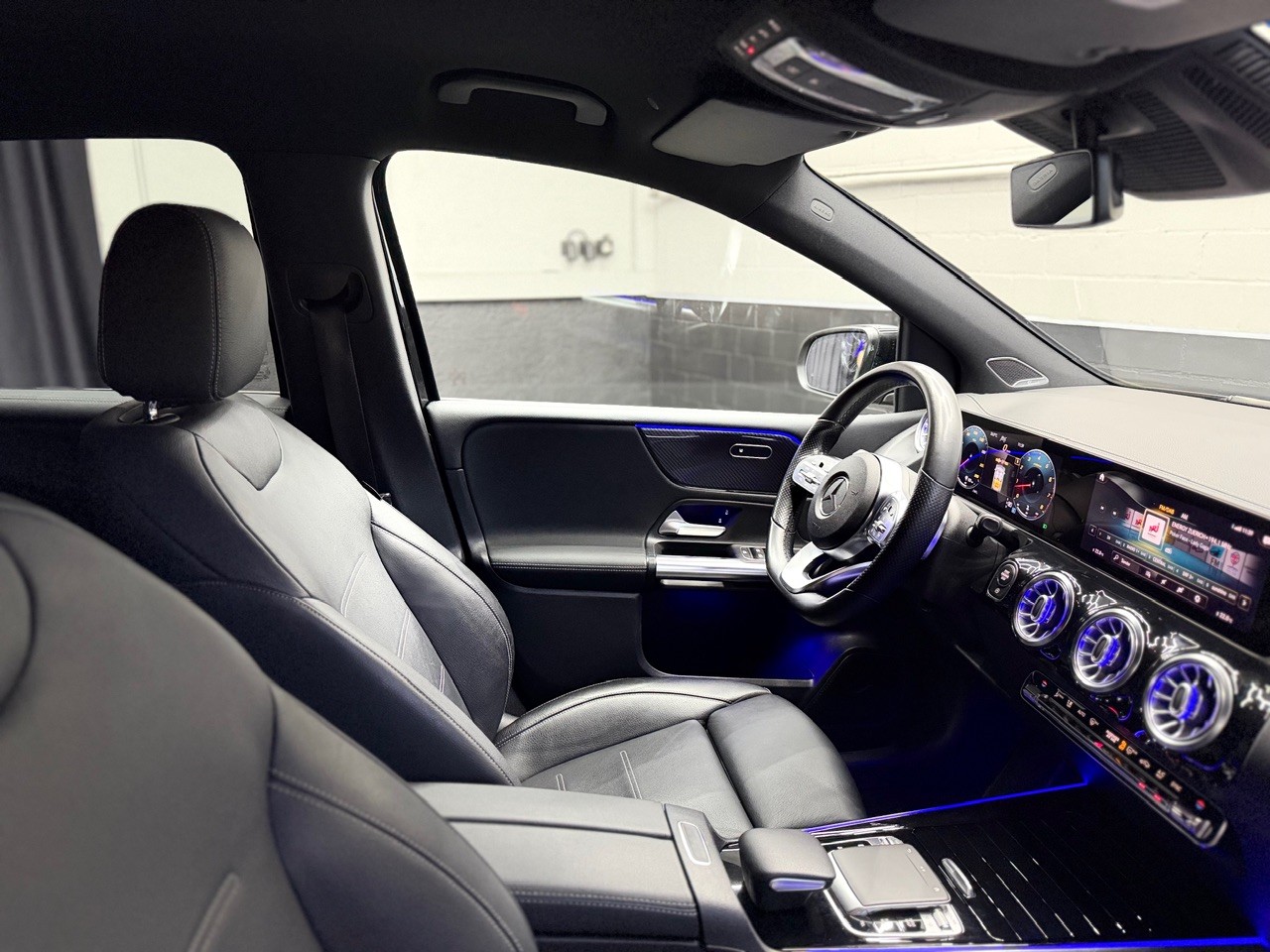 MERCEDES-BENZ B 250 4Matic AMG Line | Burmester | 360° Kamera | Full Assistenten-image-20