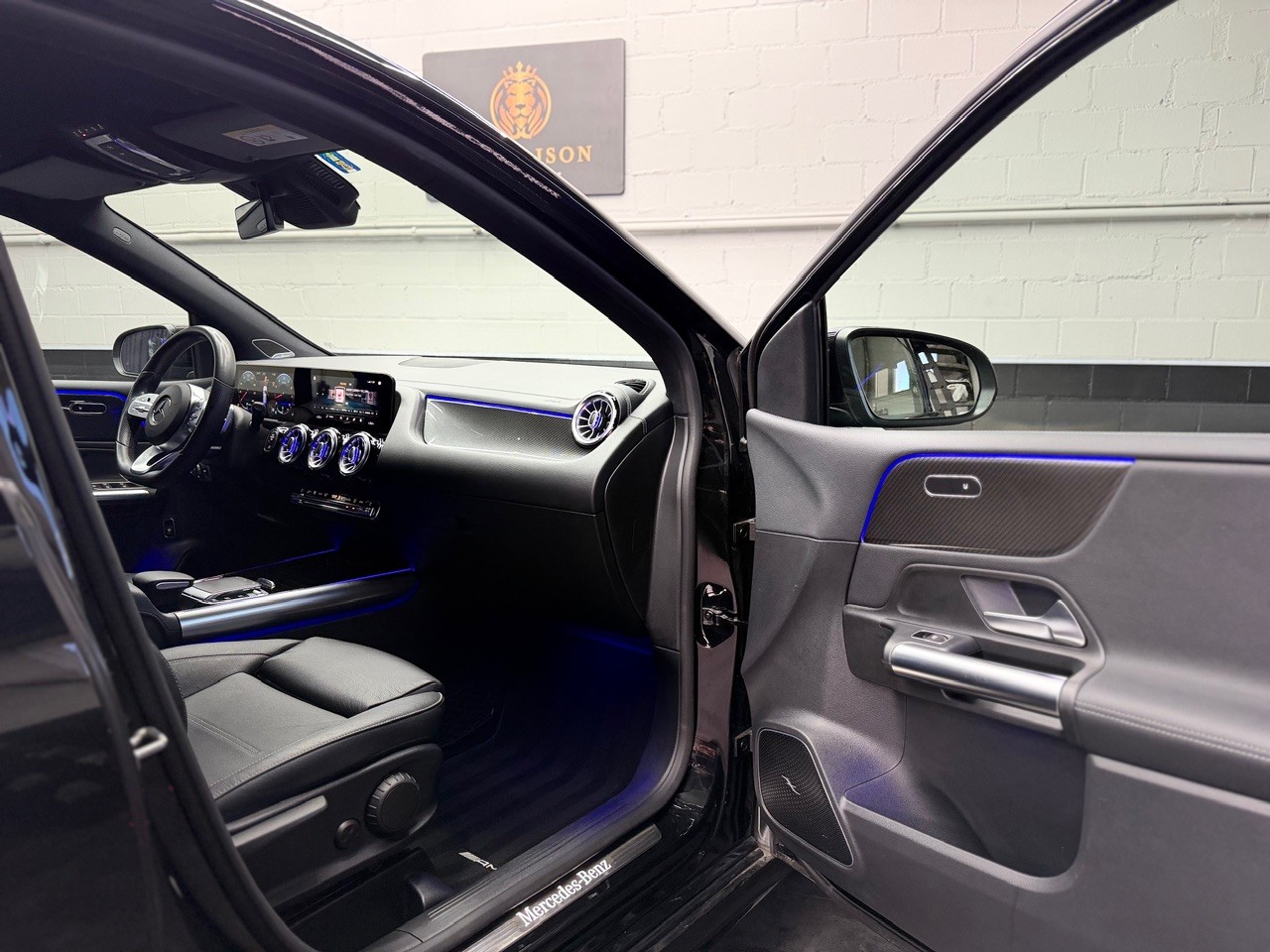 MERCEDES-BENZ B 250 4Matic AMG Line | Burmester | 360° Kamera | Full Assistenten-image-18