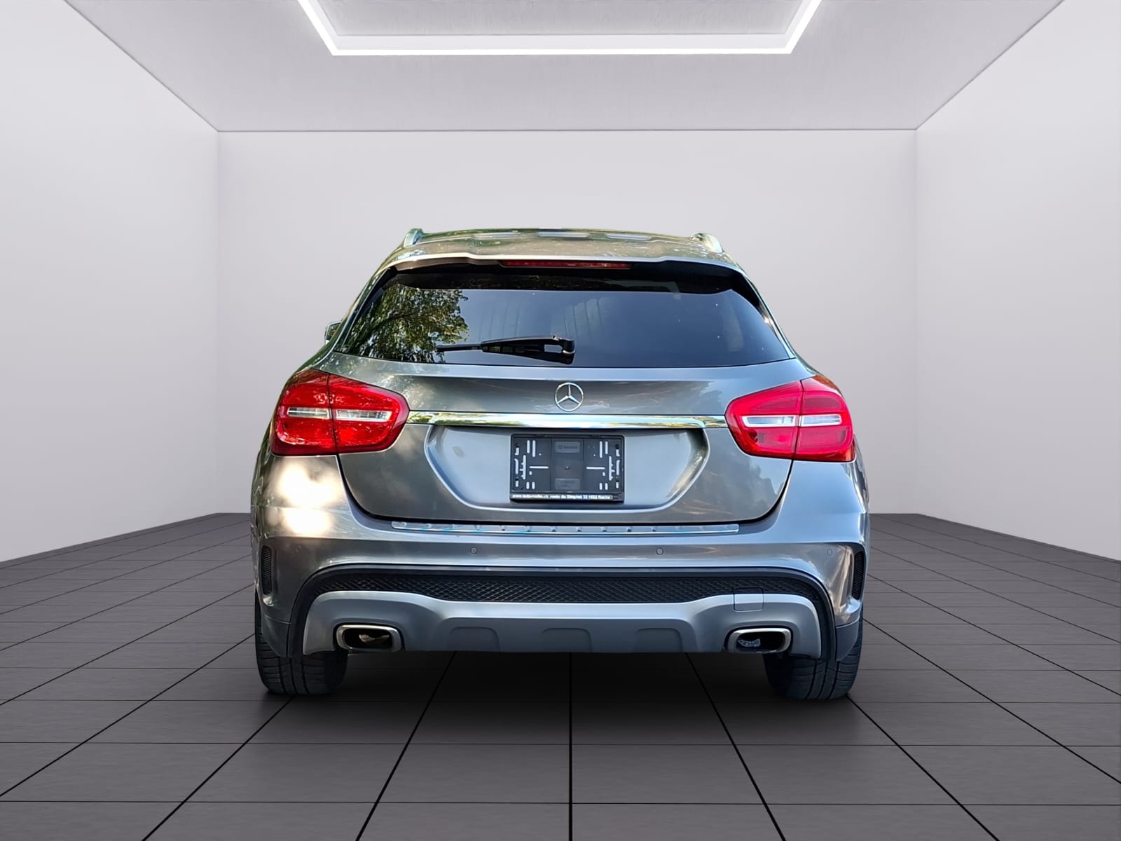 MERCEDES-BENZ GLA 200-image-5