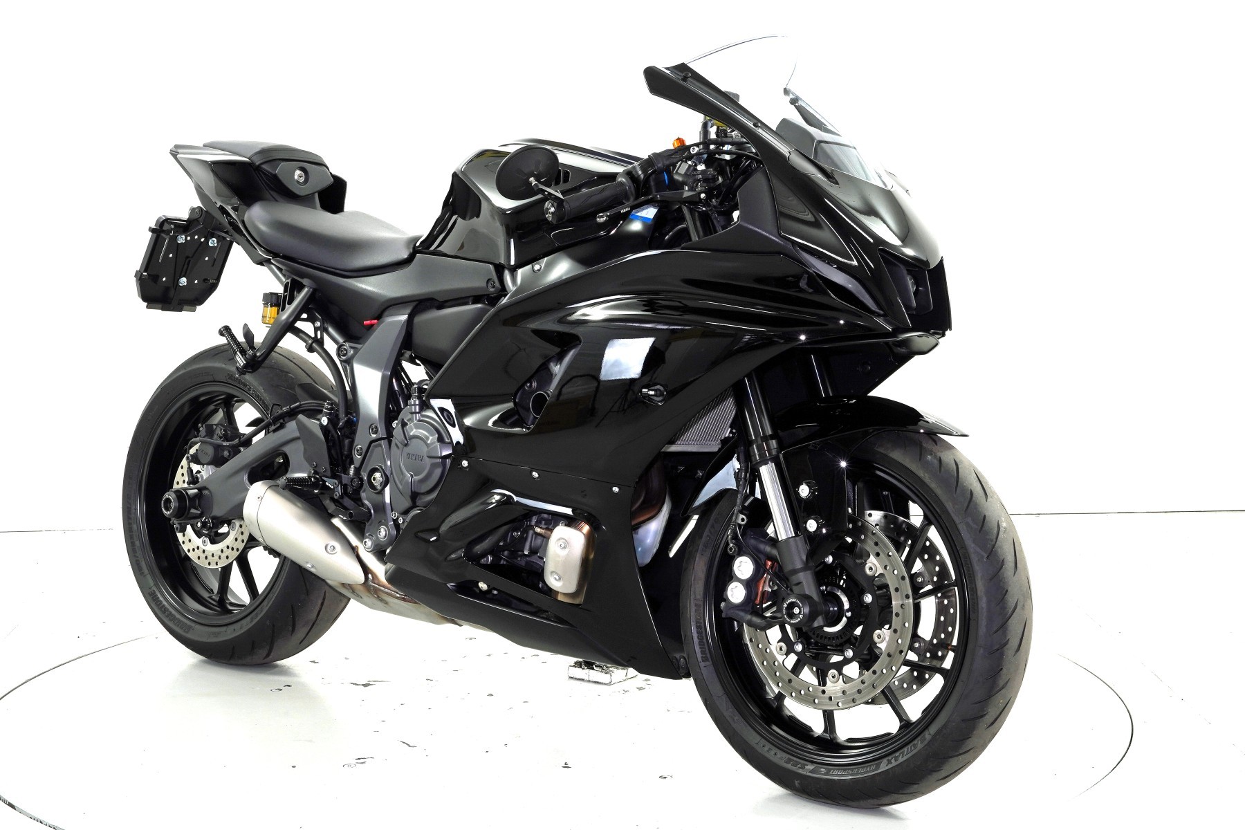 YAMAHA R7 ABS-showroom-element-1