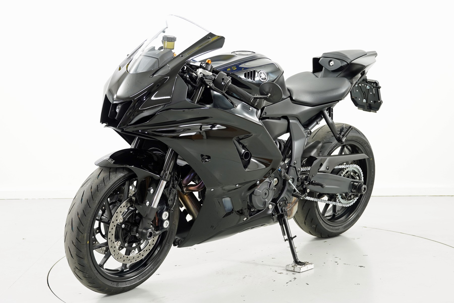 YAMAHA R7 ABS-showroom-element-2