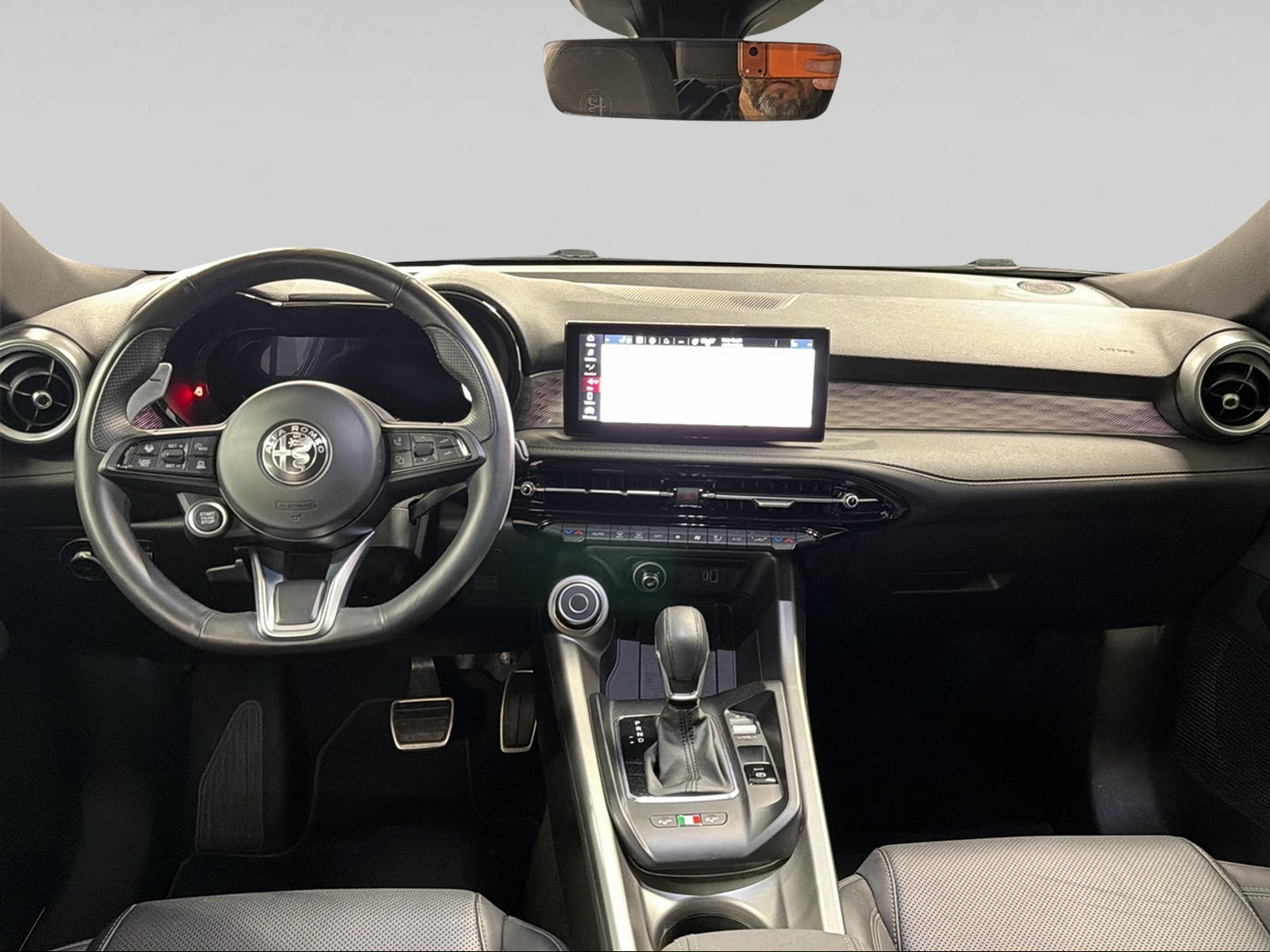 ALFA ROMEO Tonale 1.5 48V Hybrid Veloce-image-4