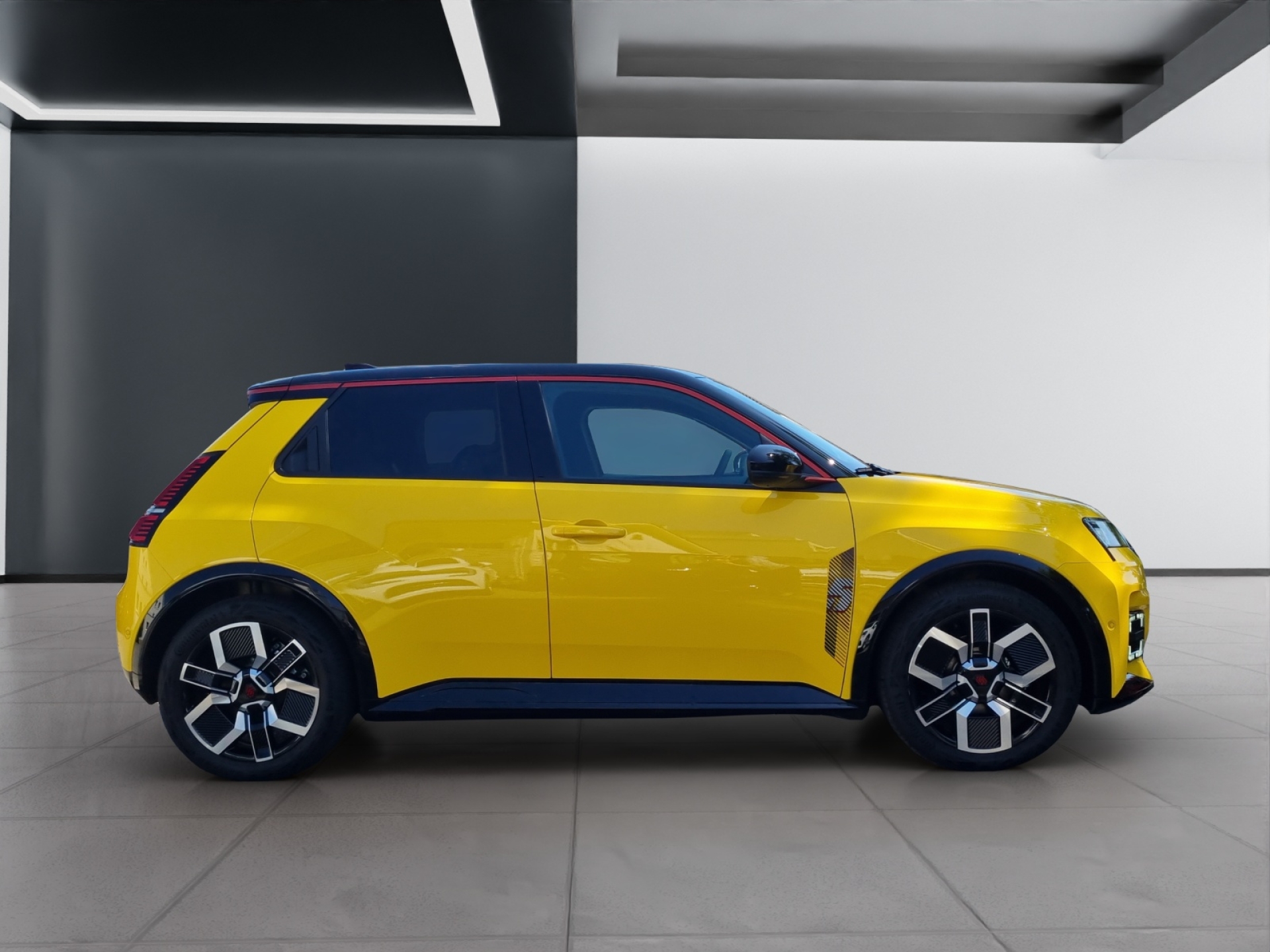 RENAULT R5 E-Tech Urban Range iconic five-image-5