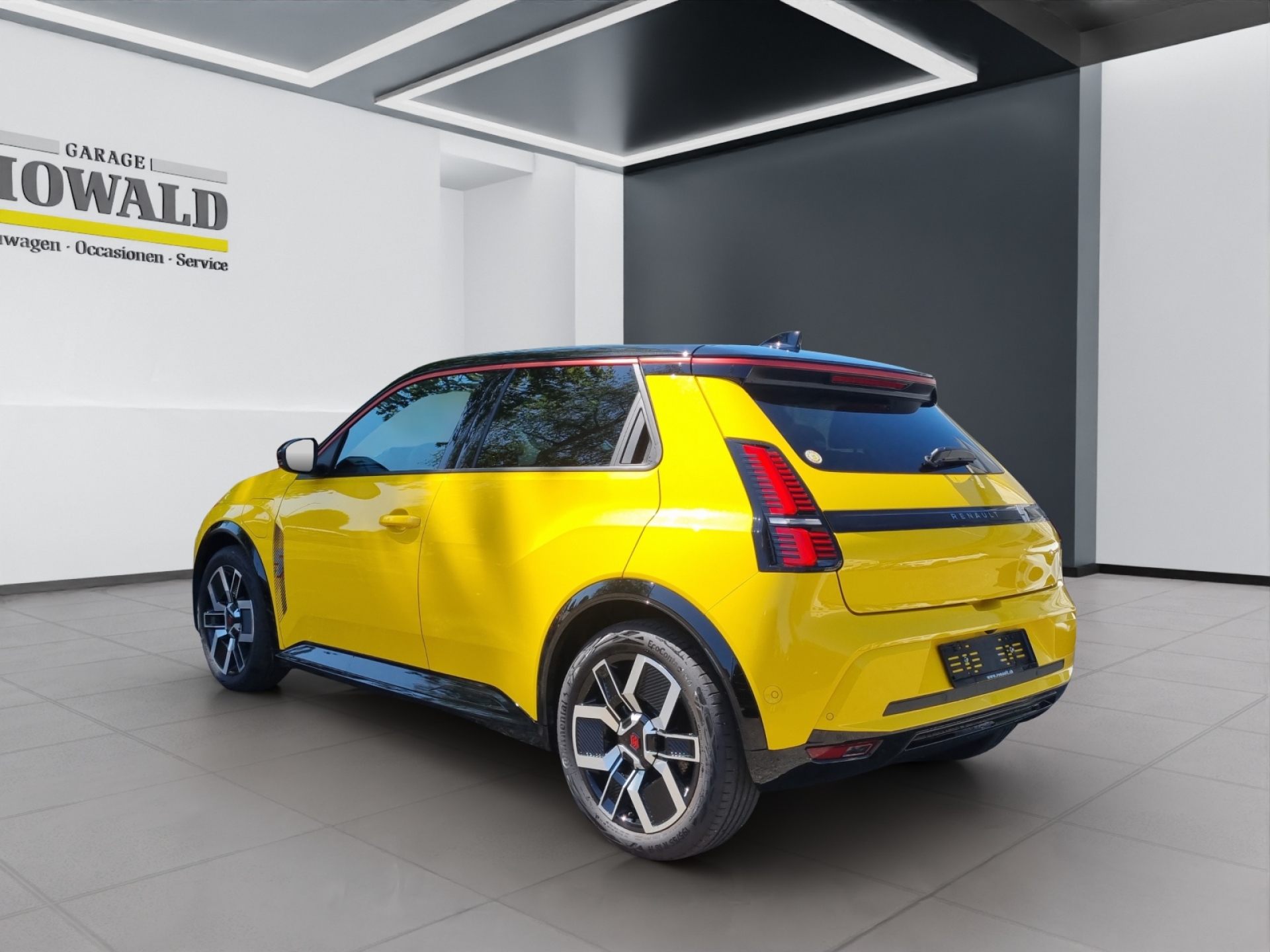 RENAULT R5 E-Tech Urban Range iconic five-image-2