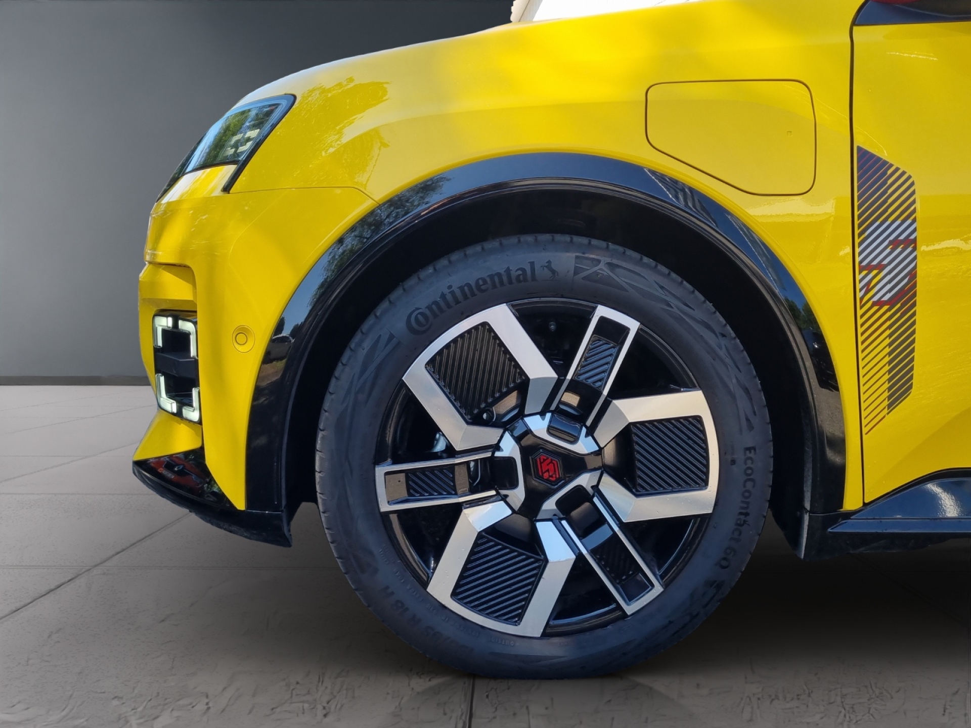 RENAULT R5 E-Tech Urban Range iconic five-image-15