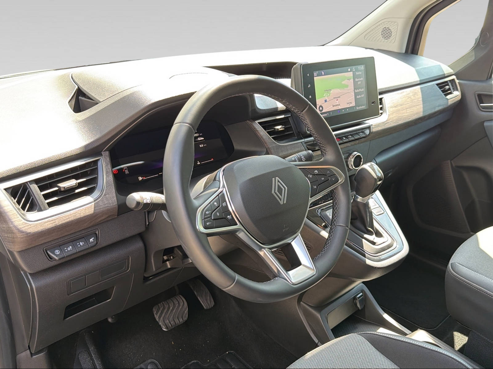 RENAULT Grand Kangoo Kombi 1.3 TCe 130 techno-image-3
