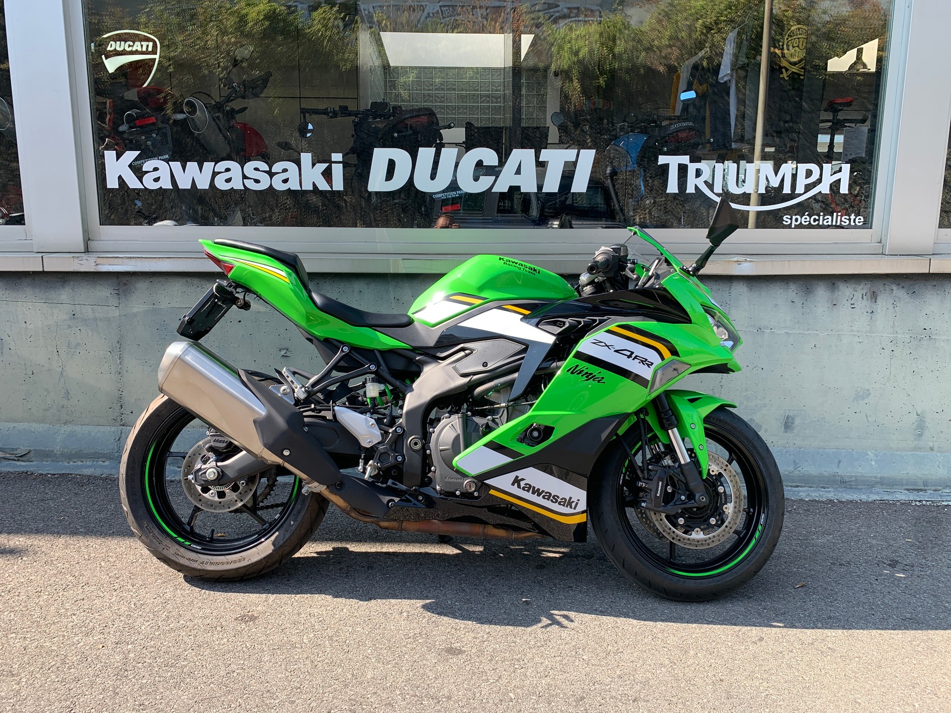 KAWASAKI NINJA ZX-4RR