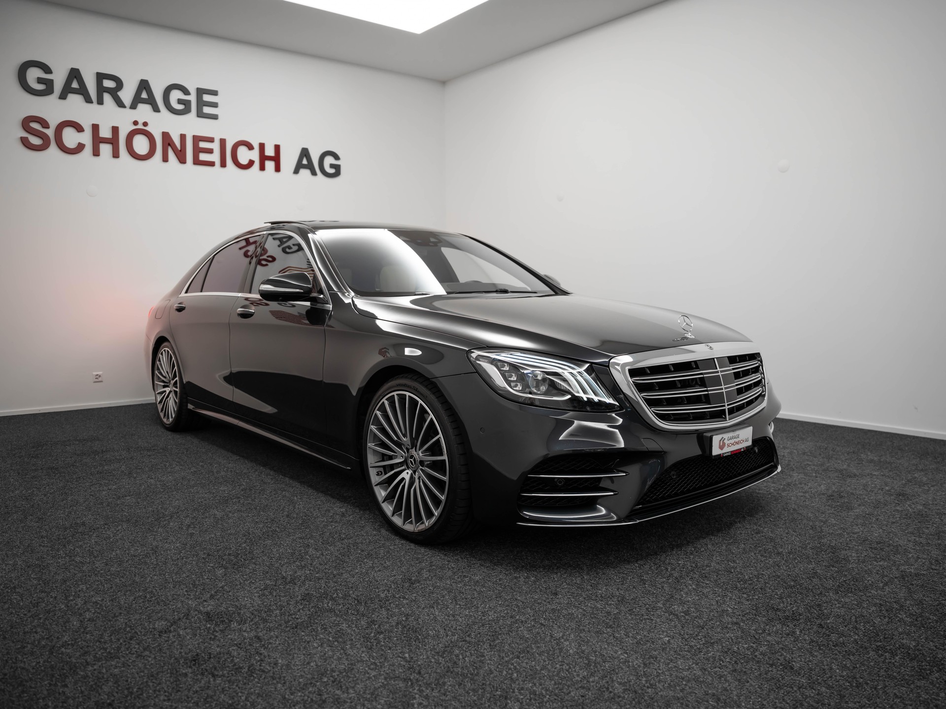 MERCEDES-BENZ S 560 V8 AMG Line 4matic lang-showroom-element-2