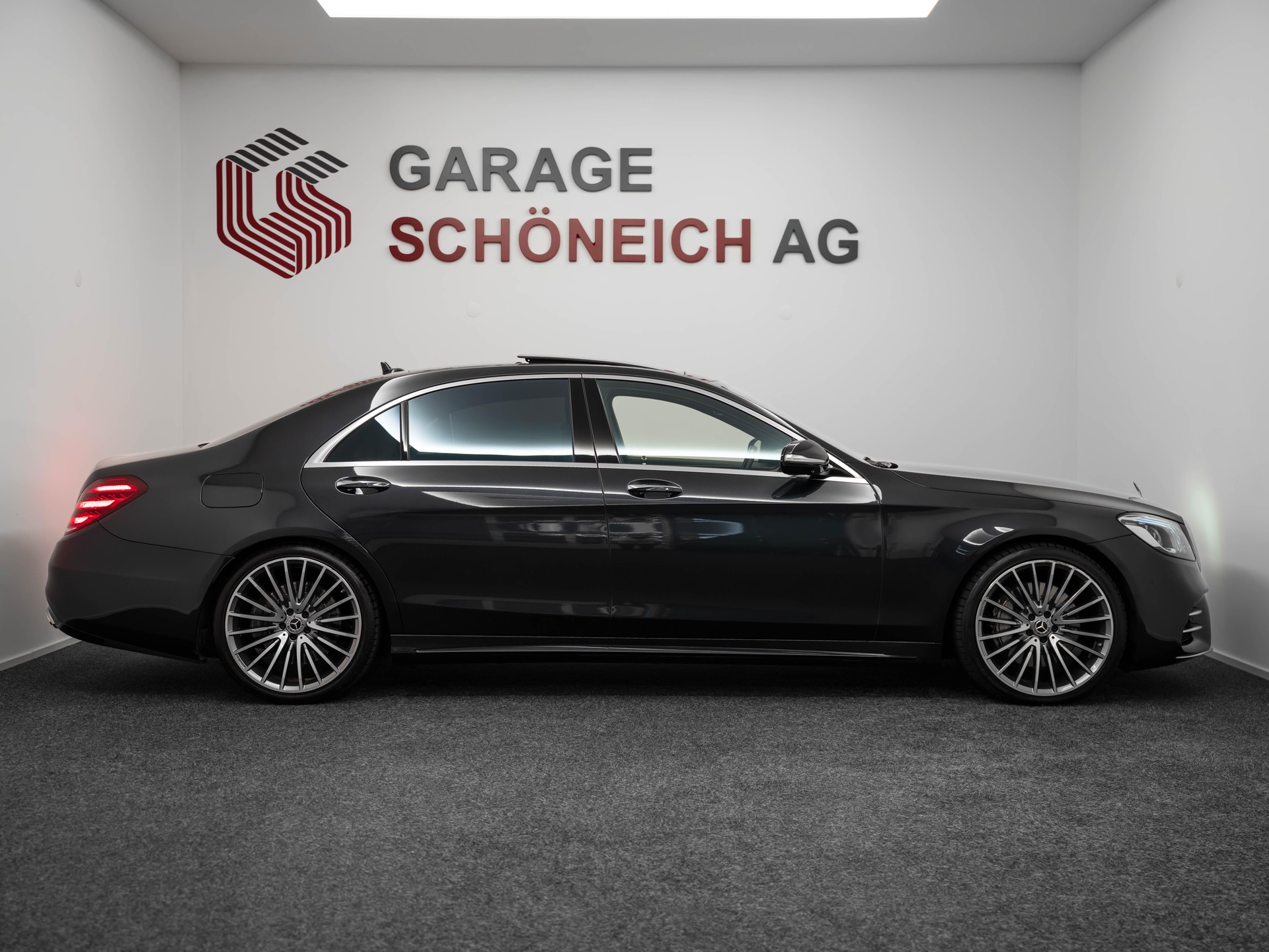 MERCEDES-BENZ S 560 V8 AMG Line 4matic lang-showroom-element-3