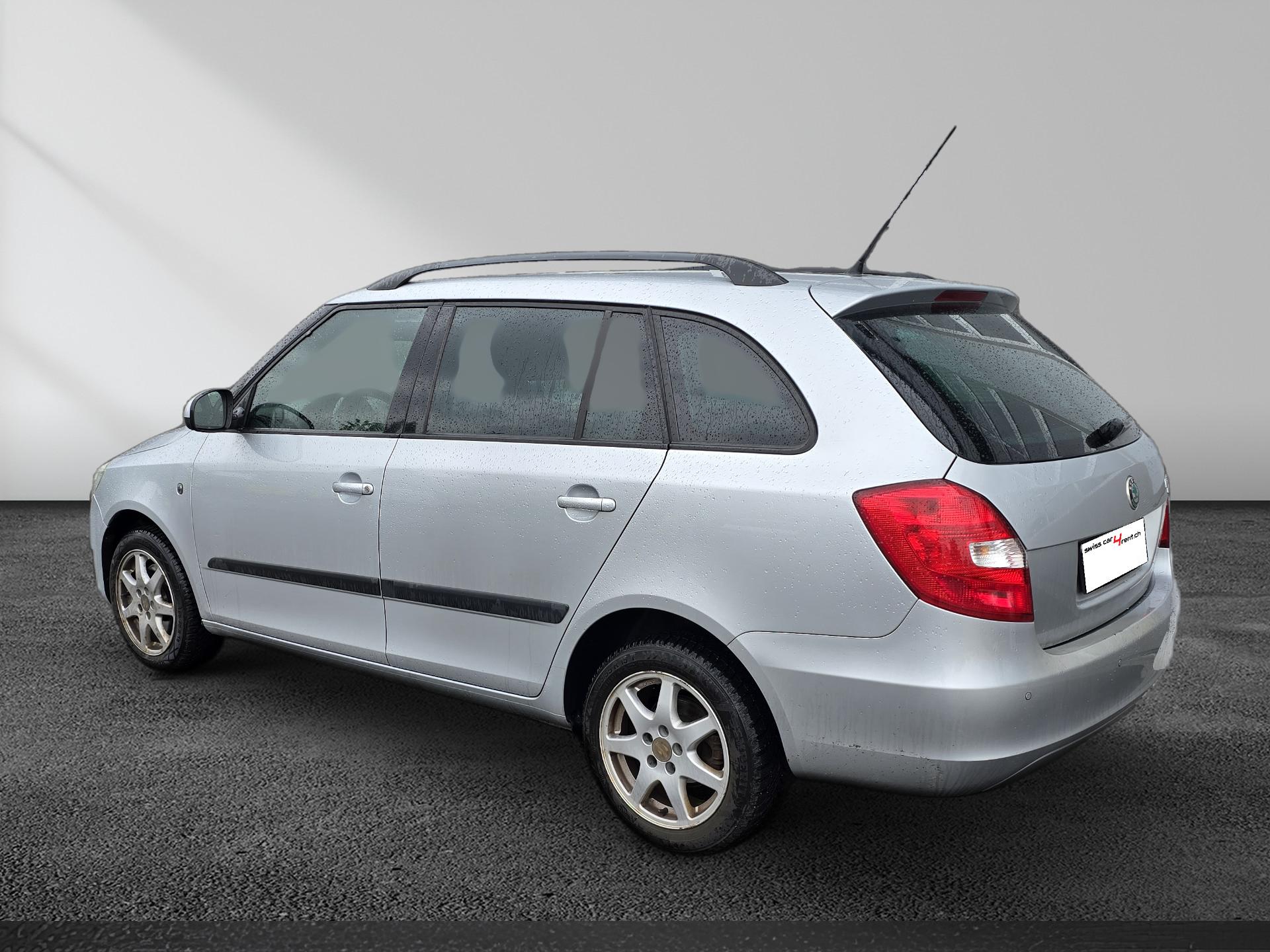 SKODA Fabia 1.2 TSI Classic-image-1