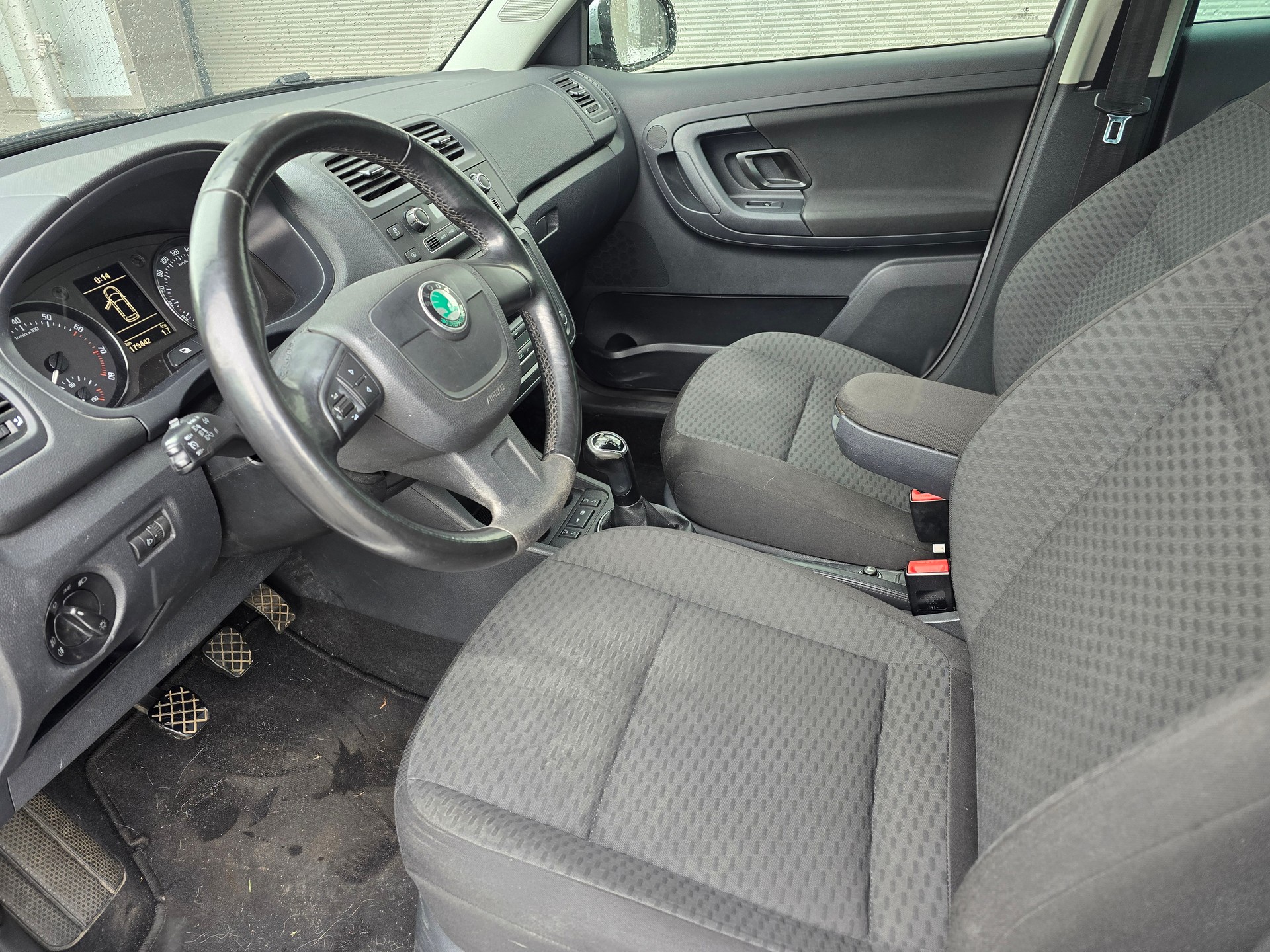 SKODA Fabia 1.2 TSI Classic-image-10