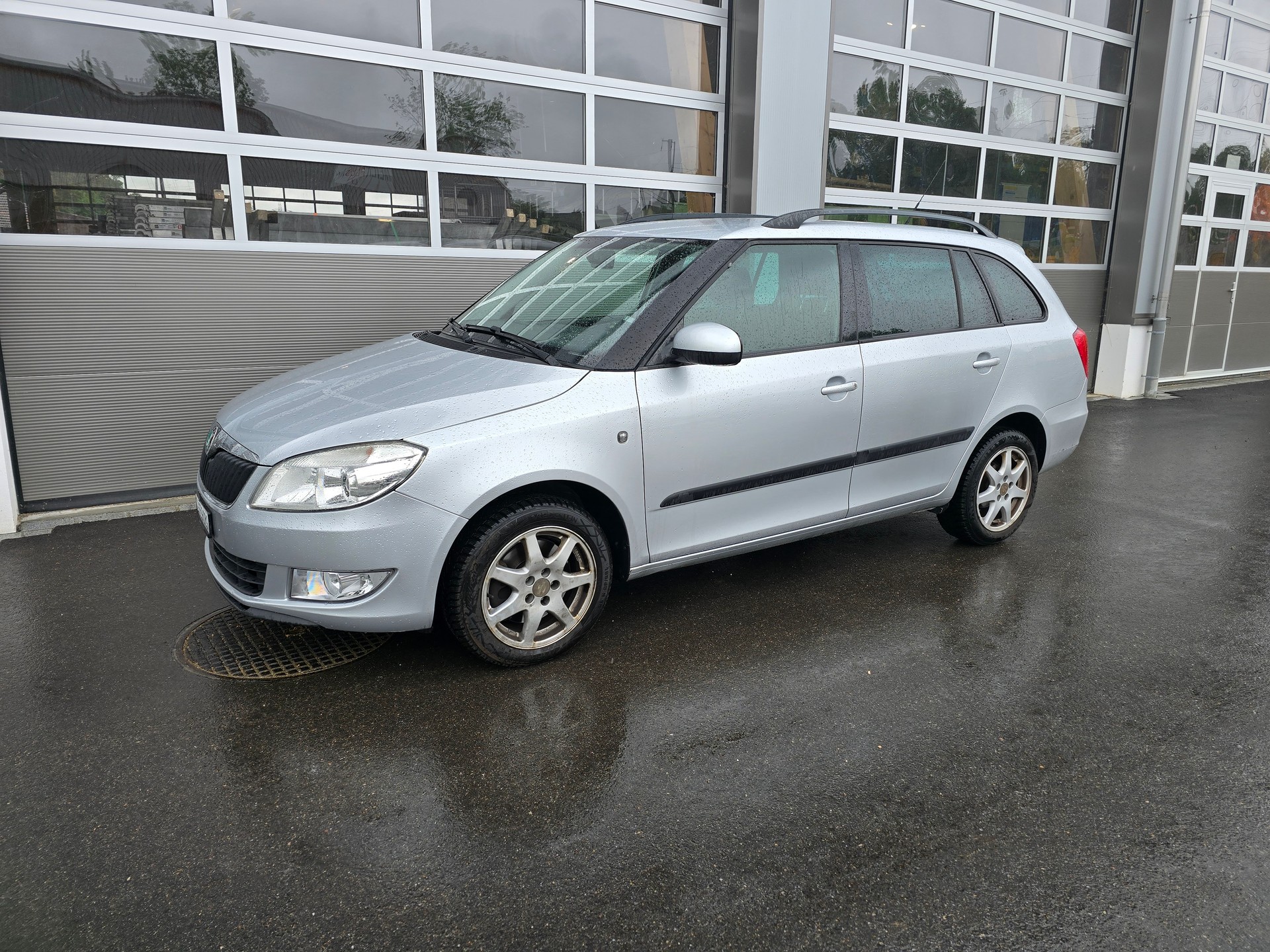 SKODA Fabia 1.2 TSI Classic-image-11