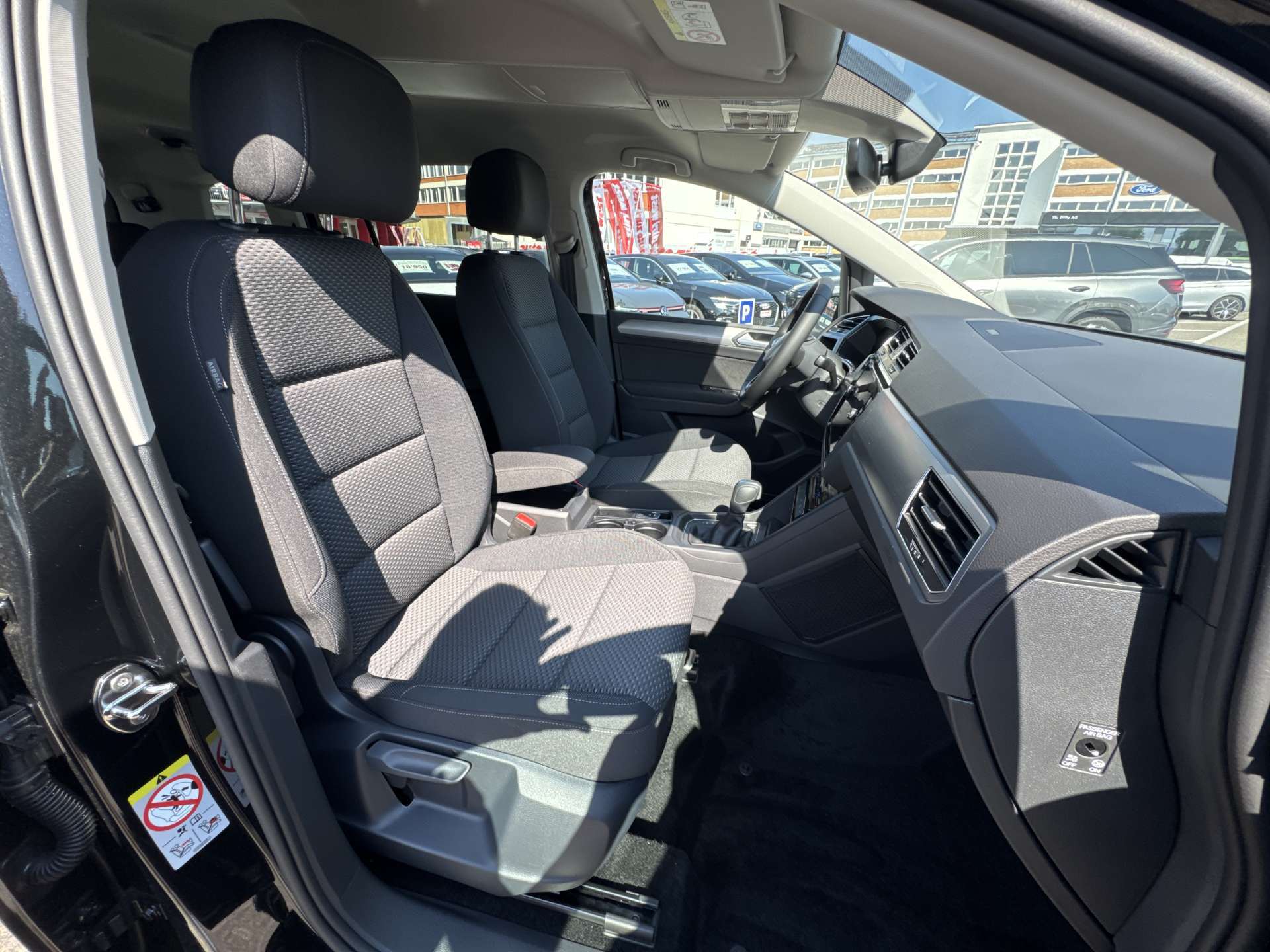 VW Touran 1.5 TSi EVO Comfortline Edition DSG-Automat 7-Plätzer-image-12