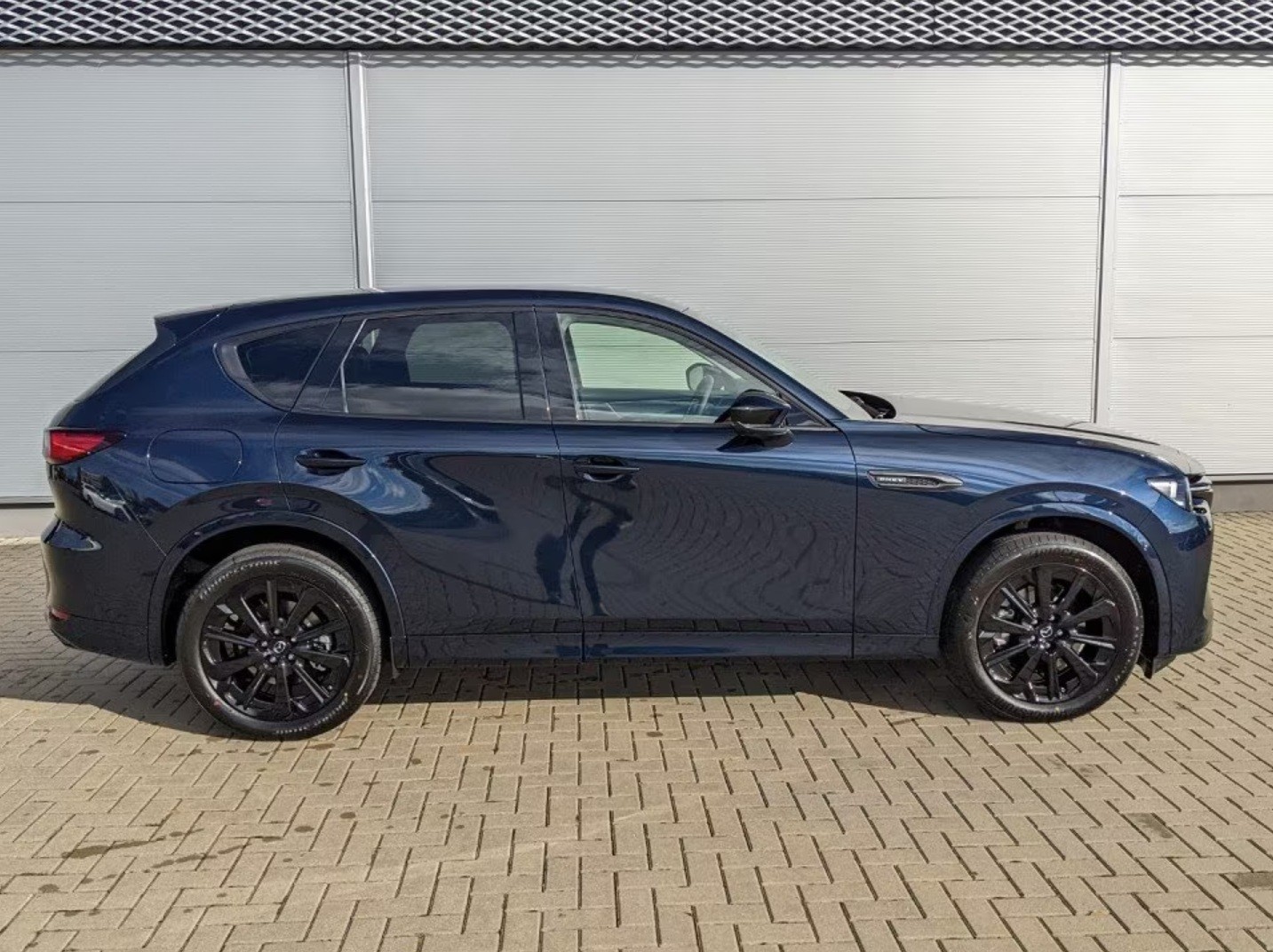 MAZDA CX-60 e-Skyactiv PHEV 327 AWD Homura-image-4