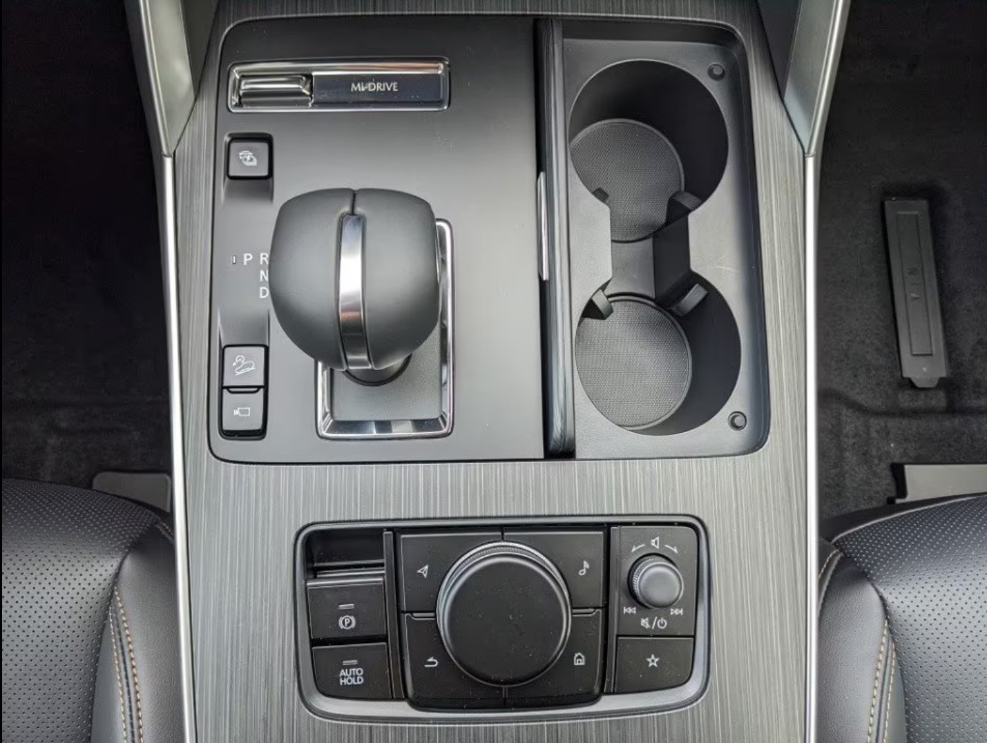 MAZDA CX-60 e-Skyactiv PHEV 327 AWD Homura-image-12