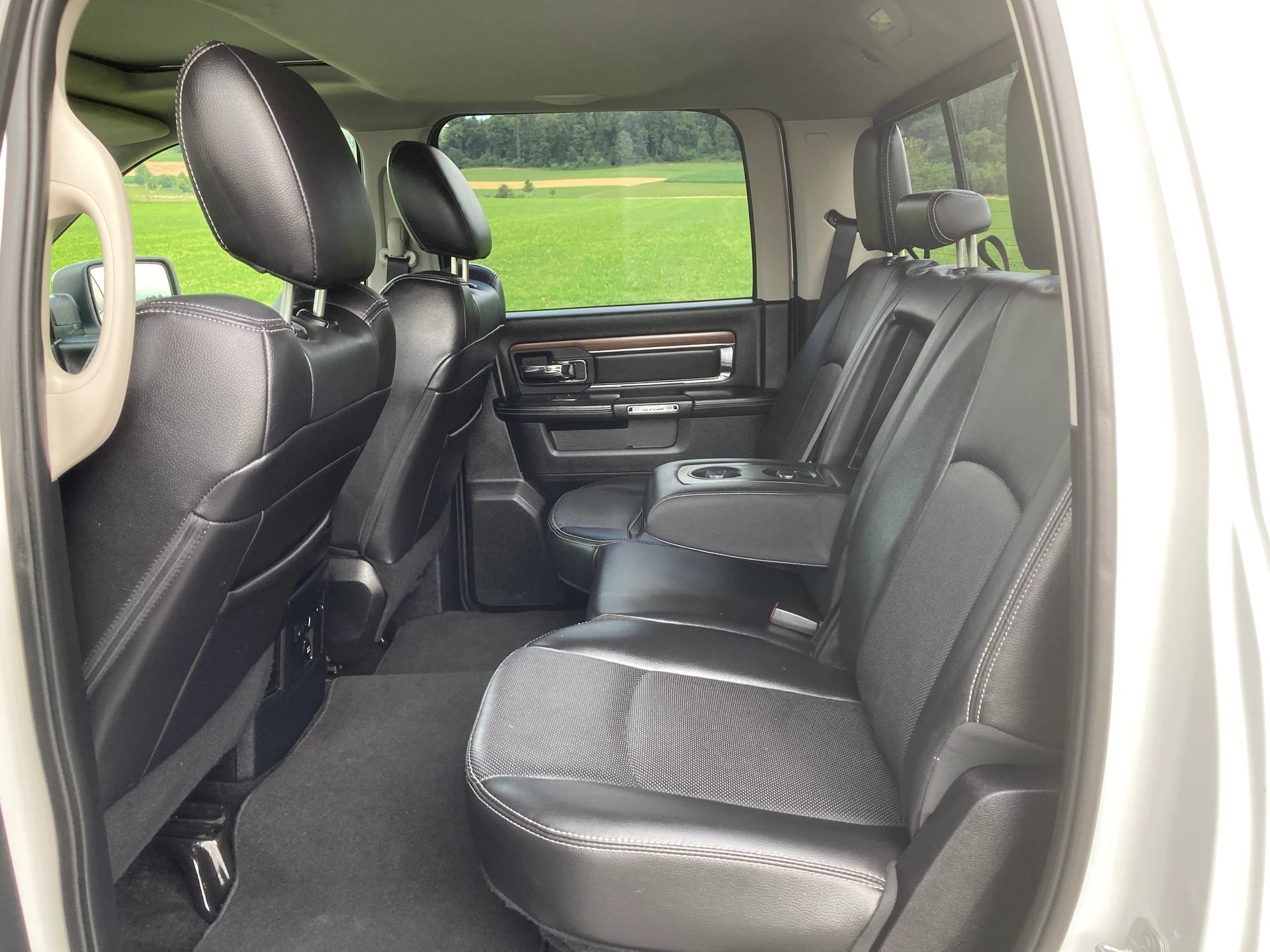 DODGE CrewCab Laramie Diesel **Anhängerkupplung 3.5t **-image-8