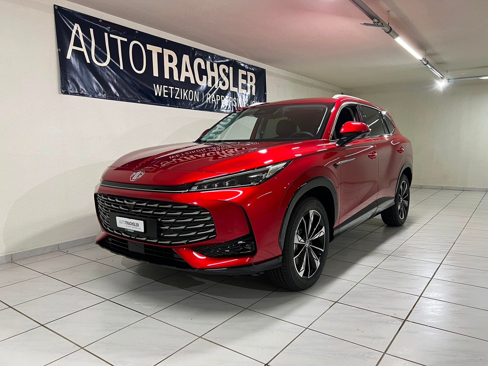 MG HS 1.5 HEV Luxury-image-1