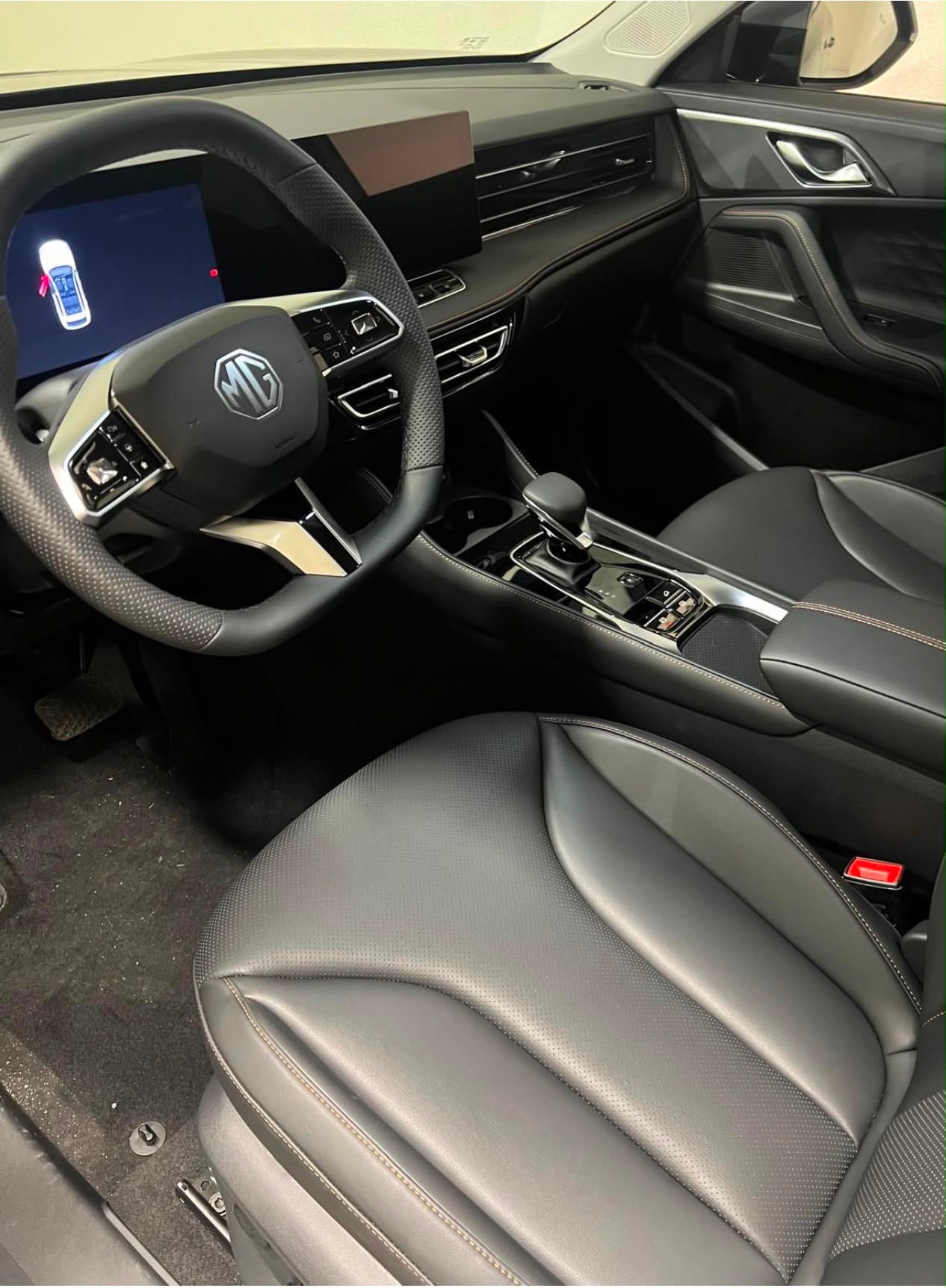 MG HS 1.5 HEV Luxury-image-6