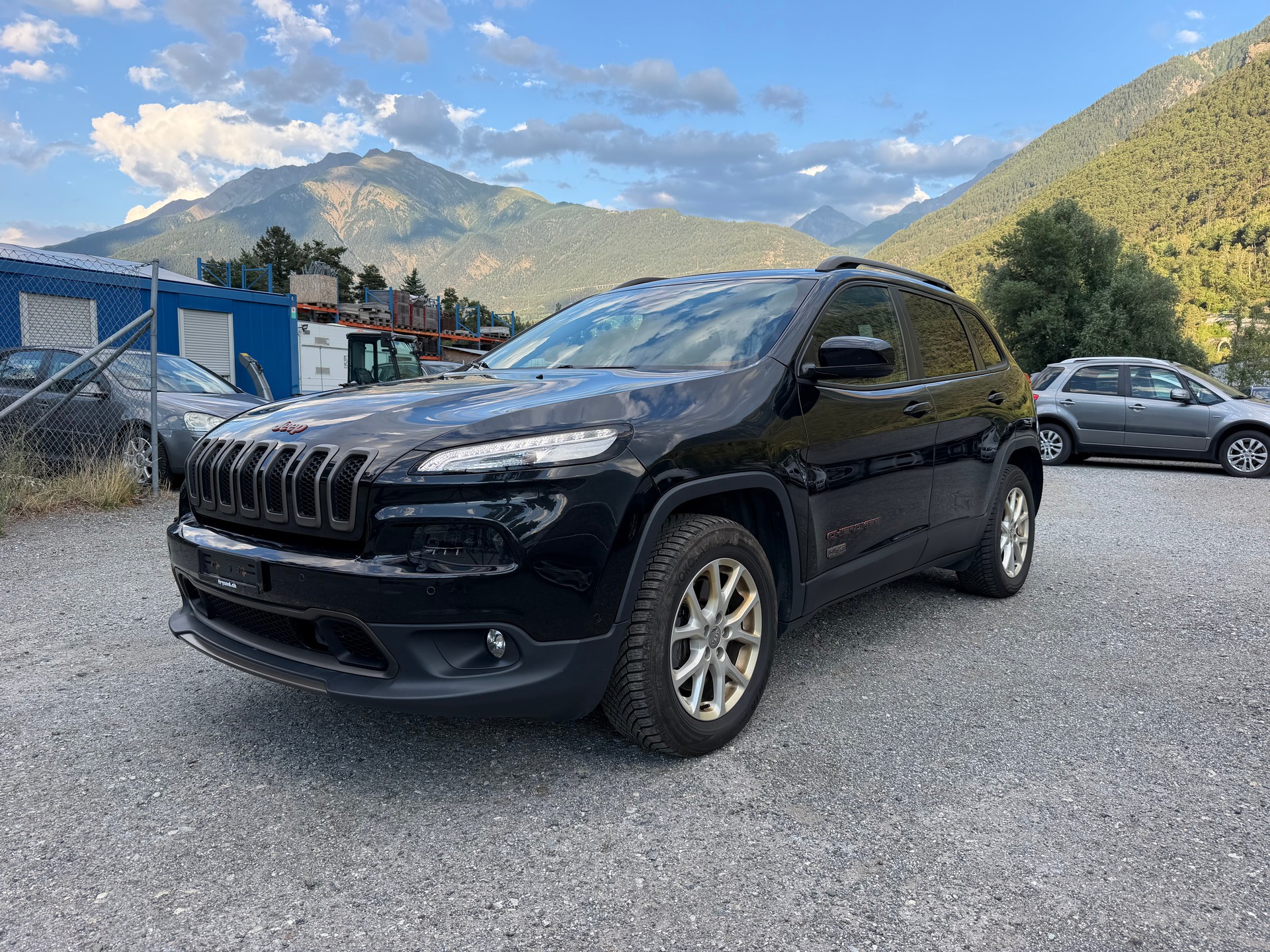 JEEP Cherokee 2.2TD Longitude Sw- Black Ed. AWD 9ATX-image-0