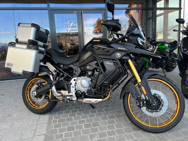 VOGE 900 DSX-image-5