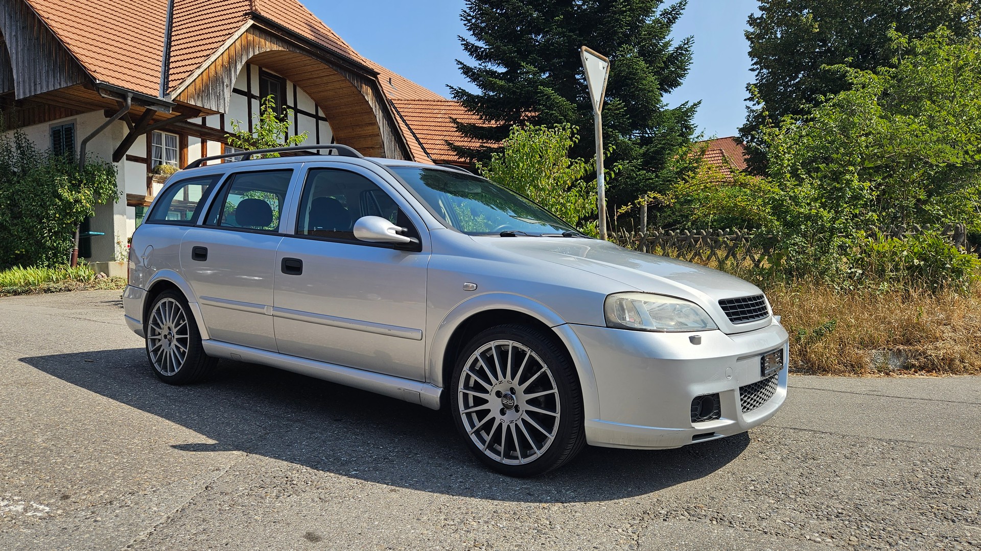 OPEL Astra Caravan 1.6i 16V Comfort-image-2