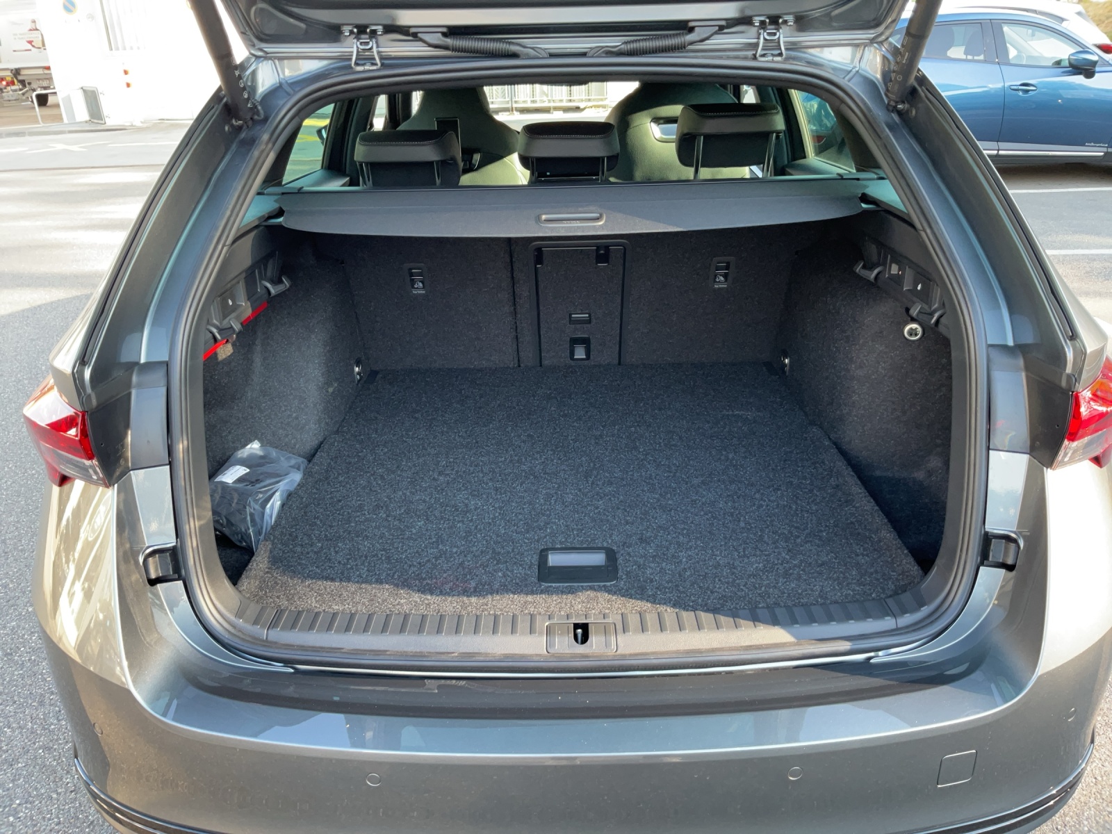 SKODA Octavia Combi 2.0 TSI DSG Dynamic 4x4-image-15