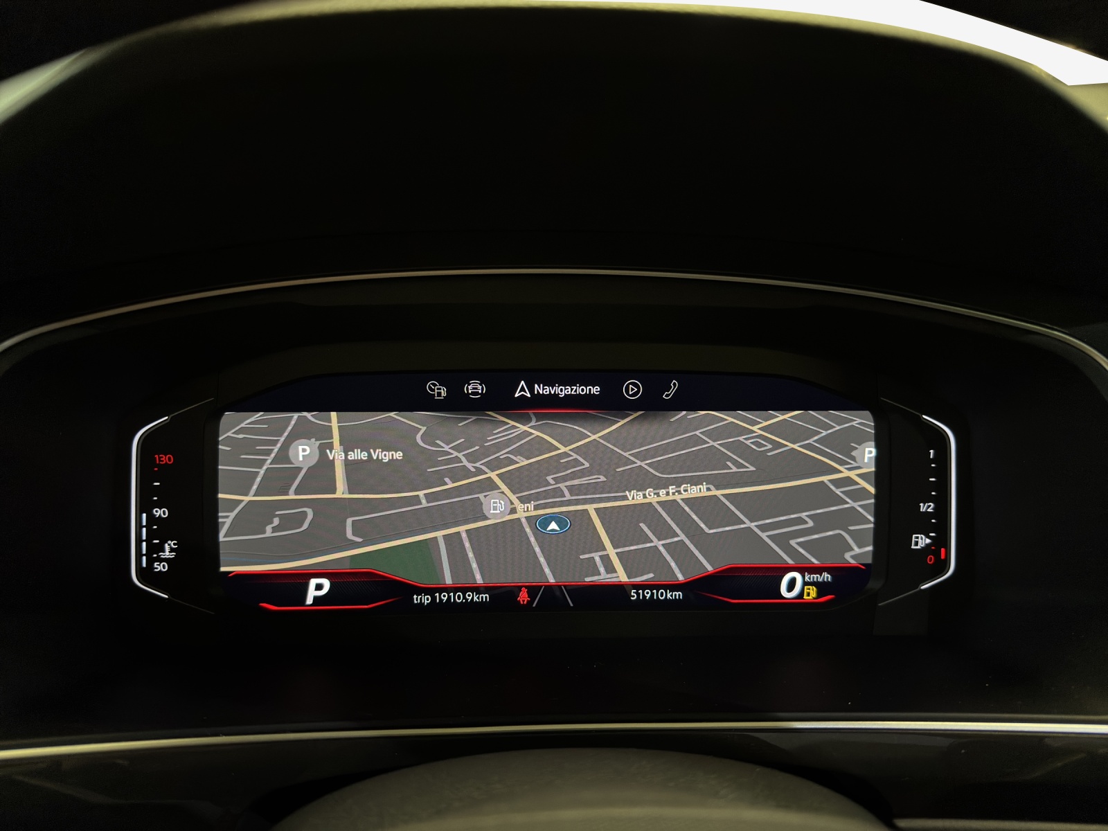 VW Tiguan 2.0TSI R-Line 4Motion DSG-image-15