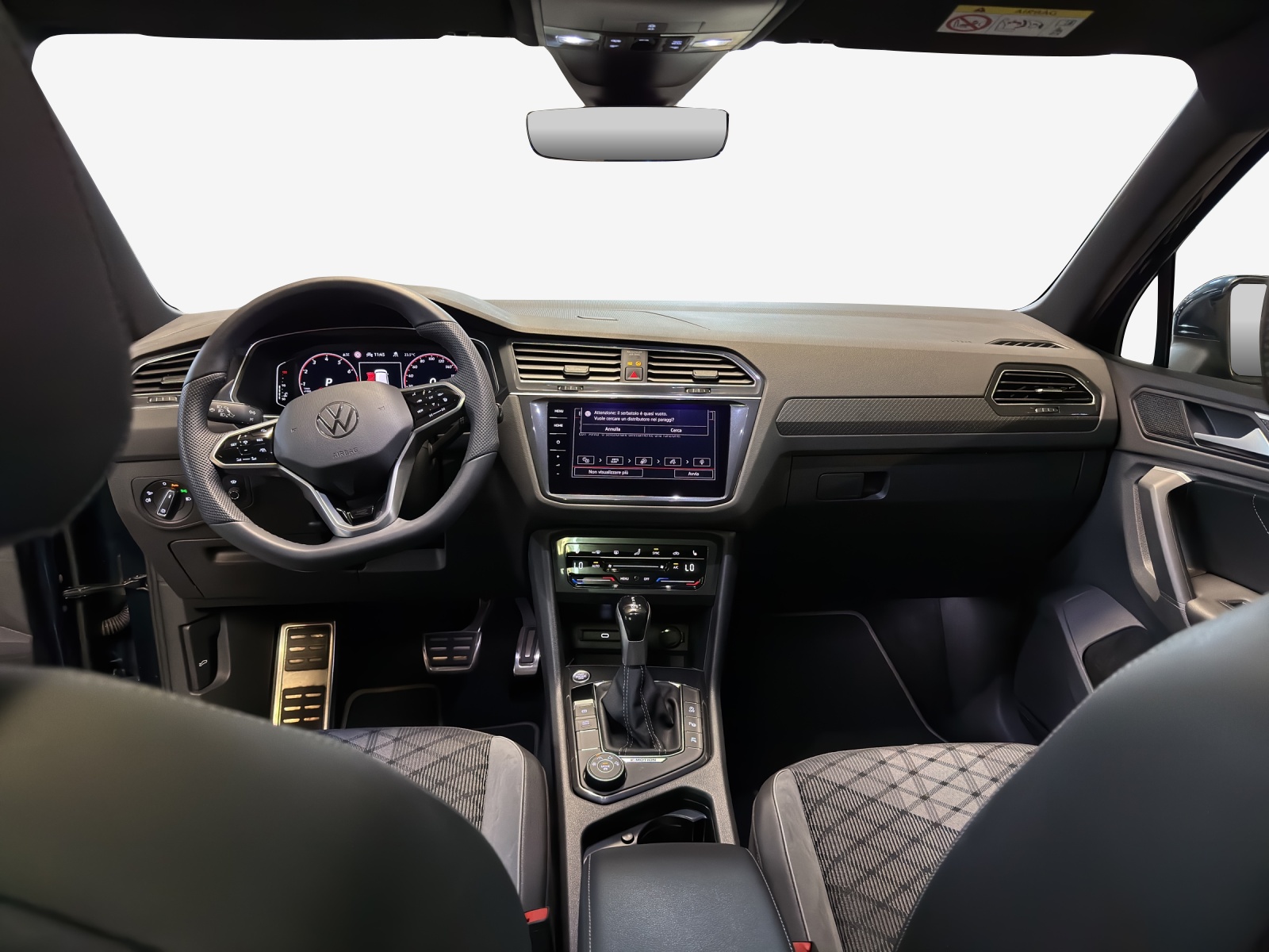 VW Tiguan 2.0TSI R-Line 4Motion DSG-image-10